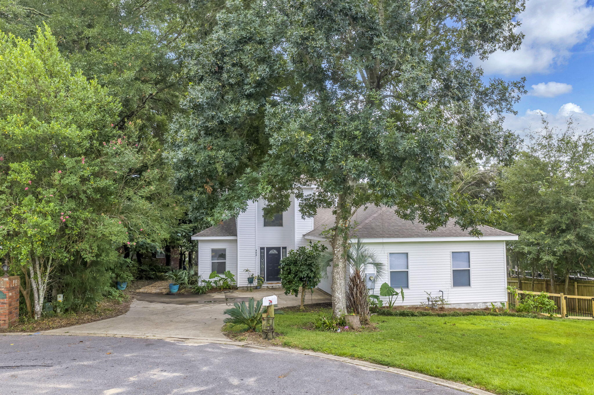 SARAH ANNE POINTE S/D - Residential
