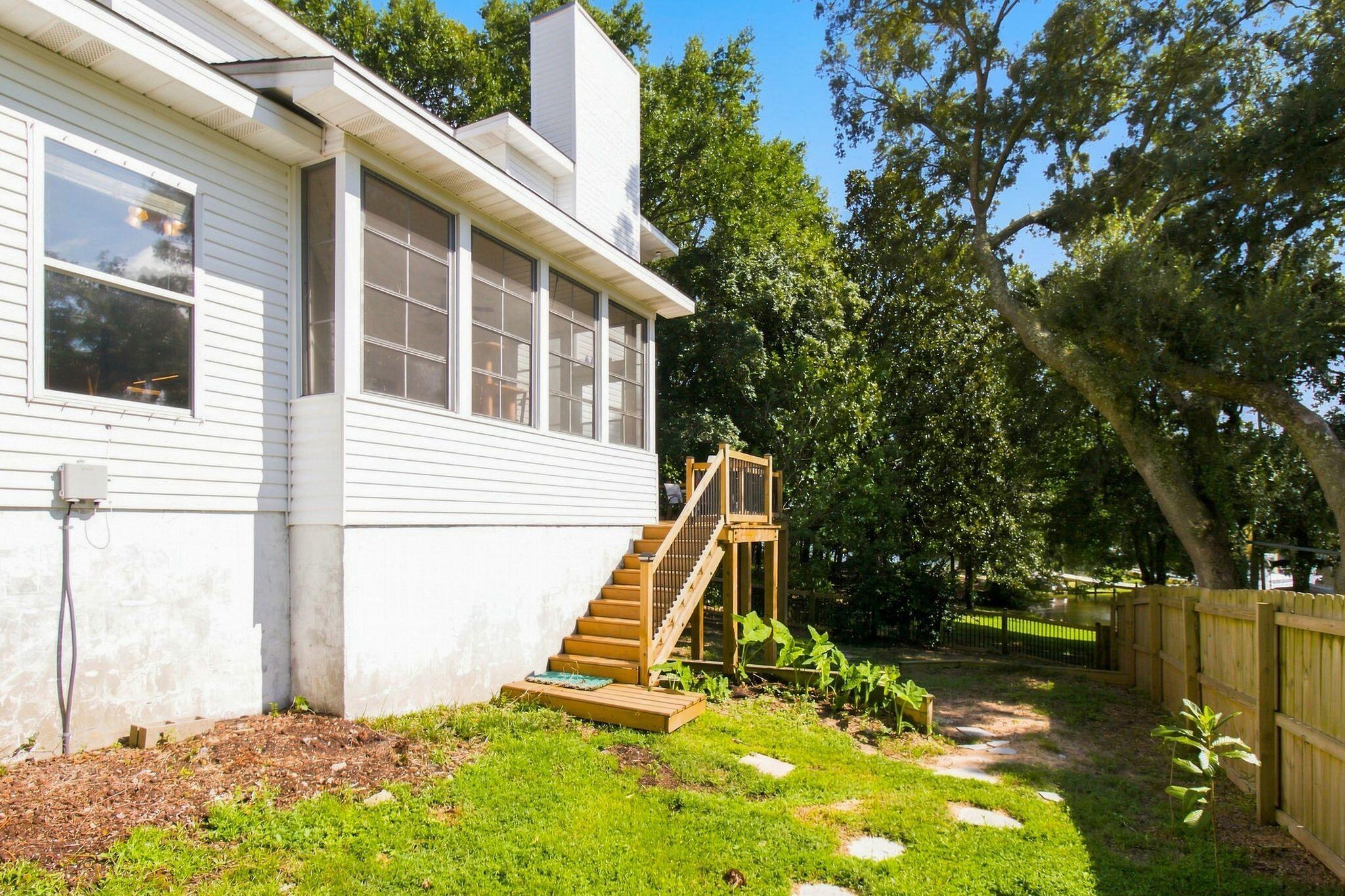 SARAH ANNE POINTE S/D - Residential