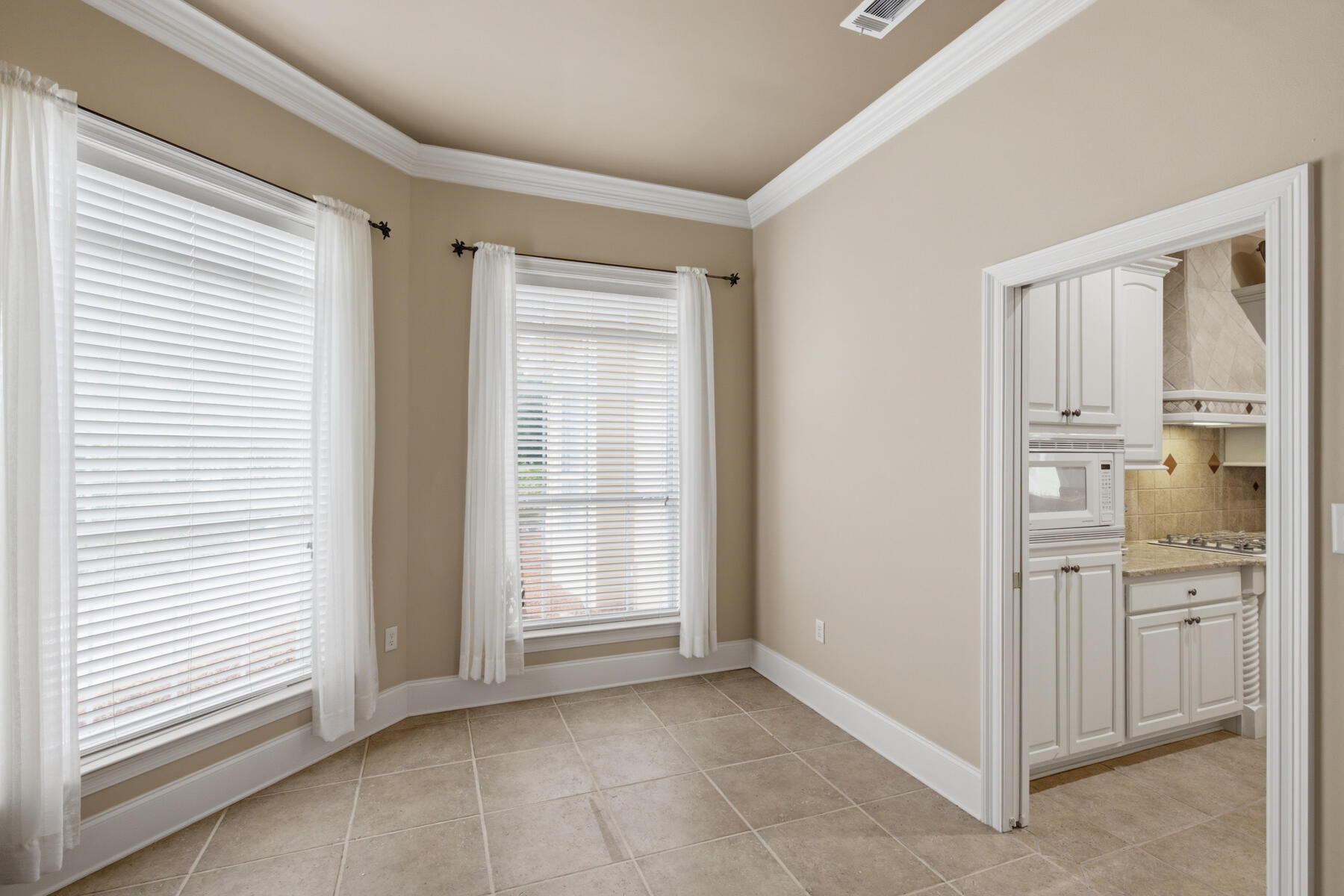 EMERALD BAY PH 1A - Residential