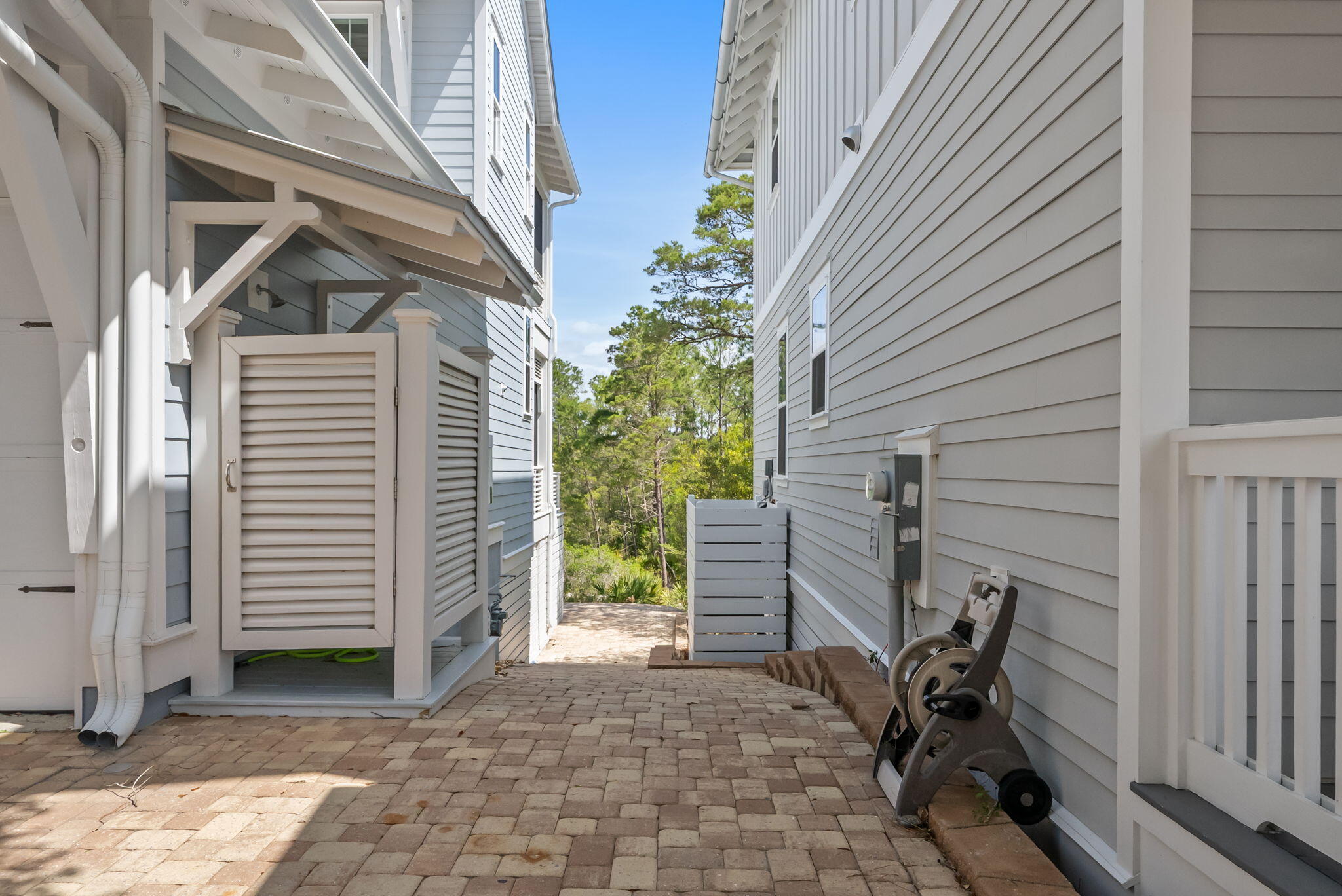 HIGHLAND PARKS - Residential
