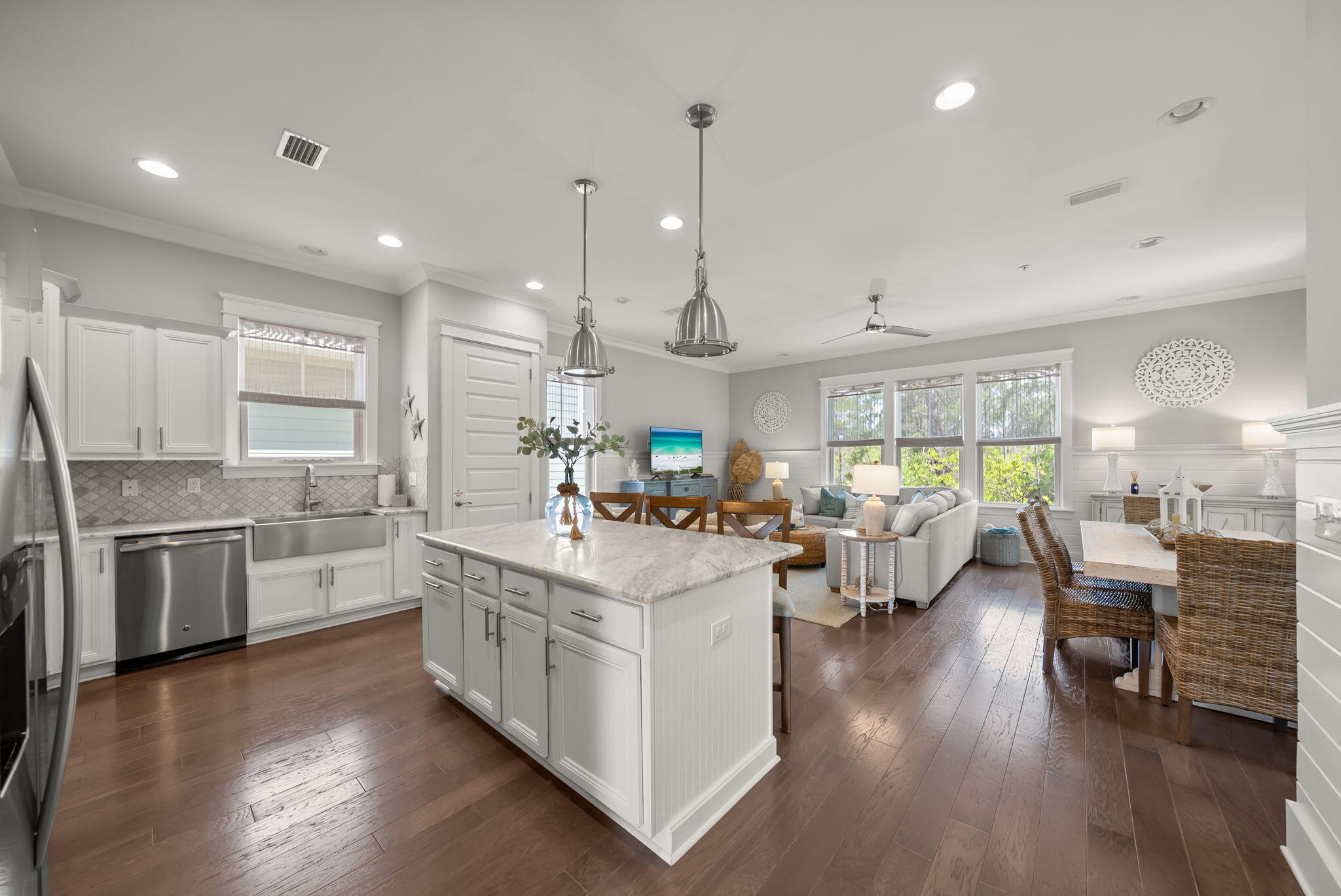 HIGHLAND PARKS - Residential