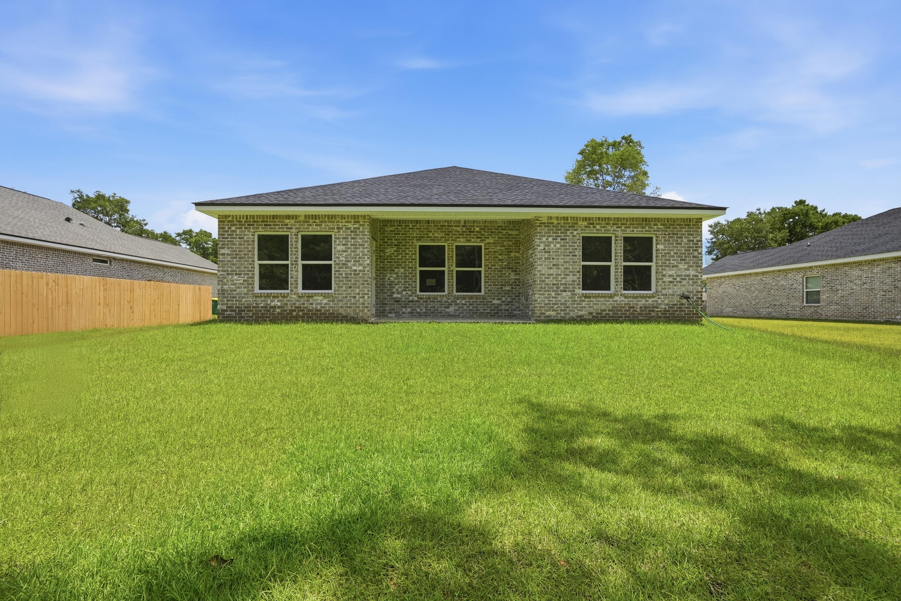 GARDEN CITY - Residential