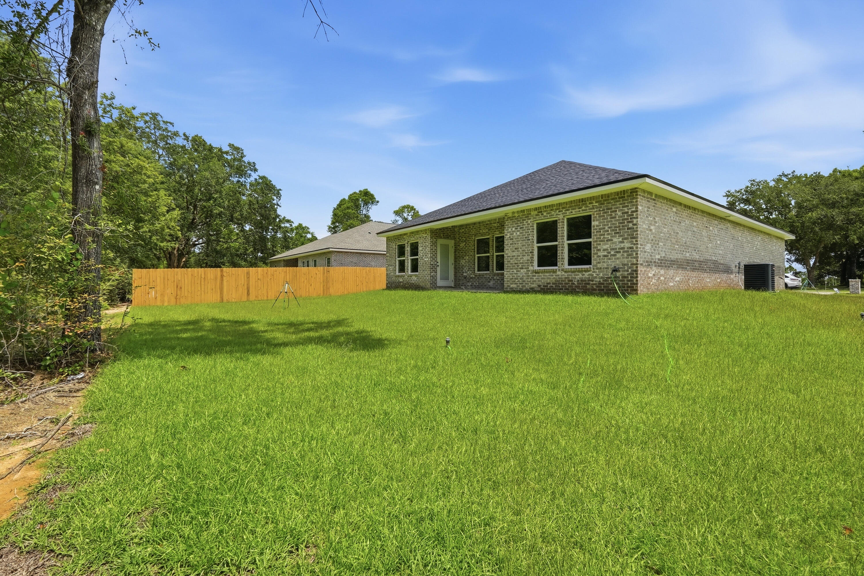 GARDEN CITY - Residential