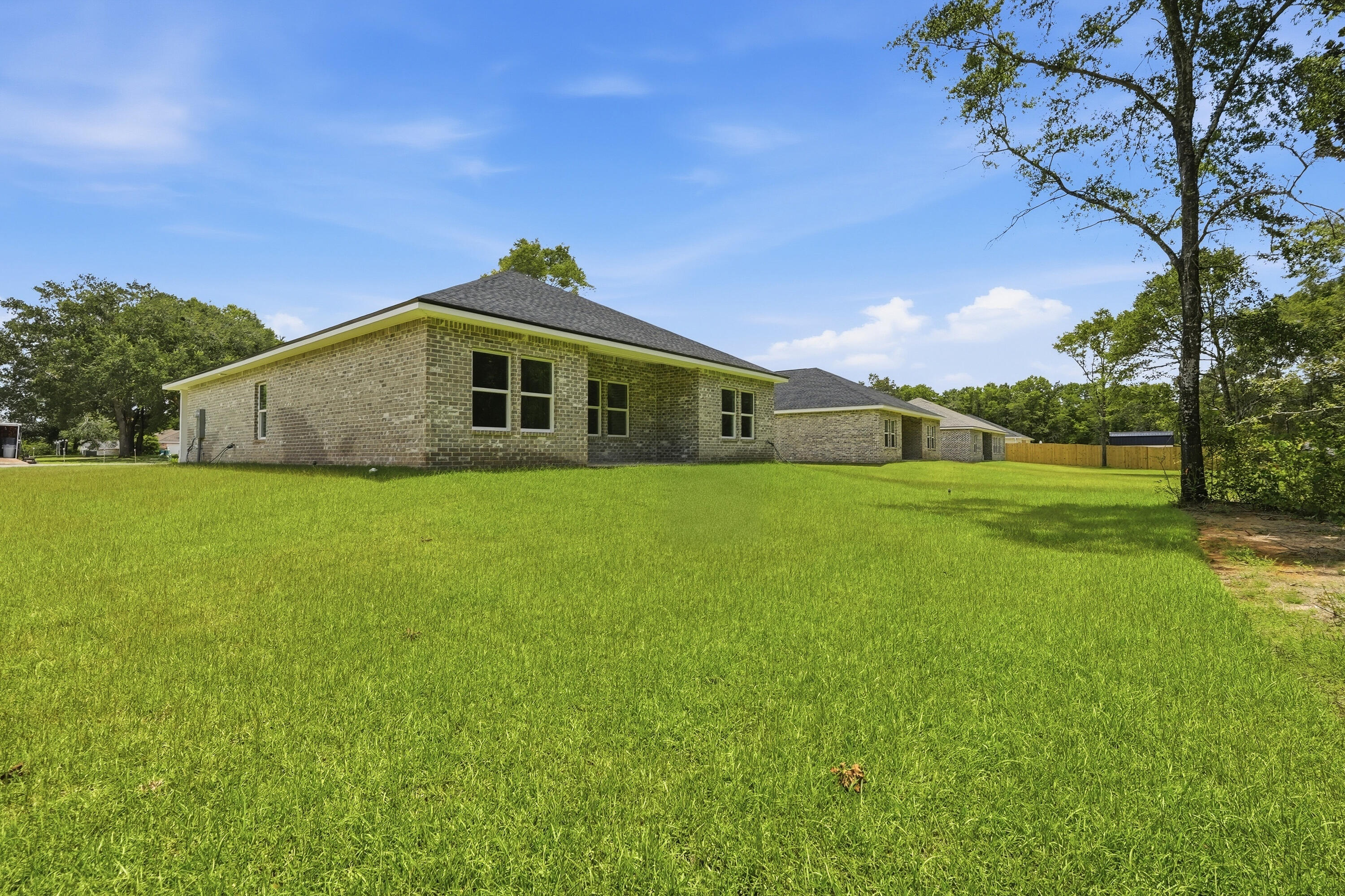 GARDEN CITY - Residential