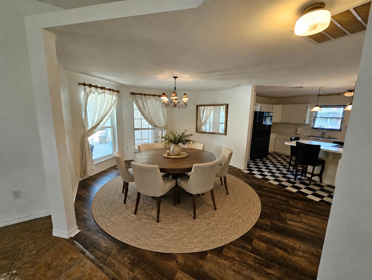 BAYVIEW MANOR 1ST ADDN - Residential