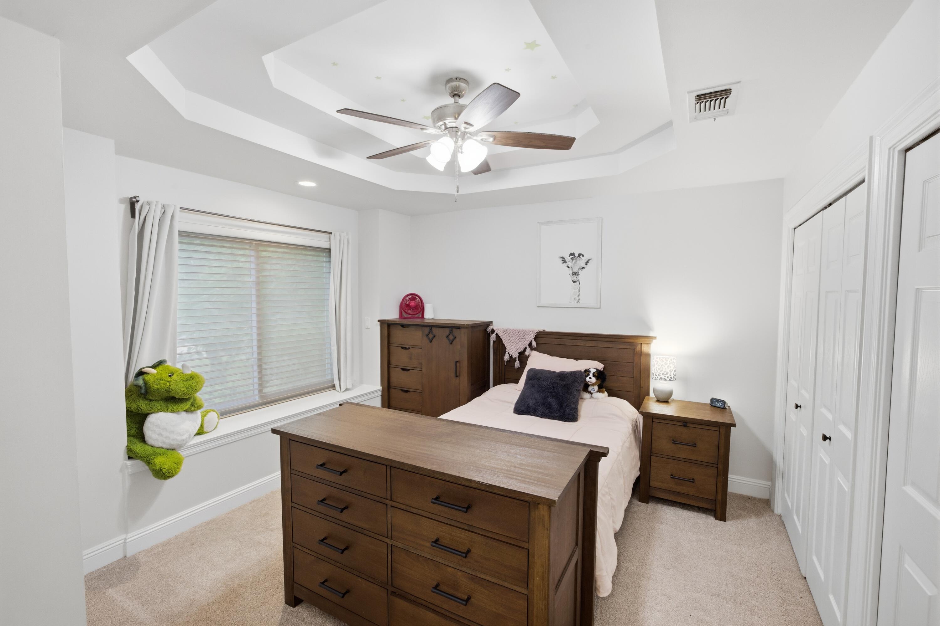 LAKE POINTE - Residential