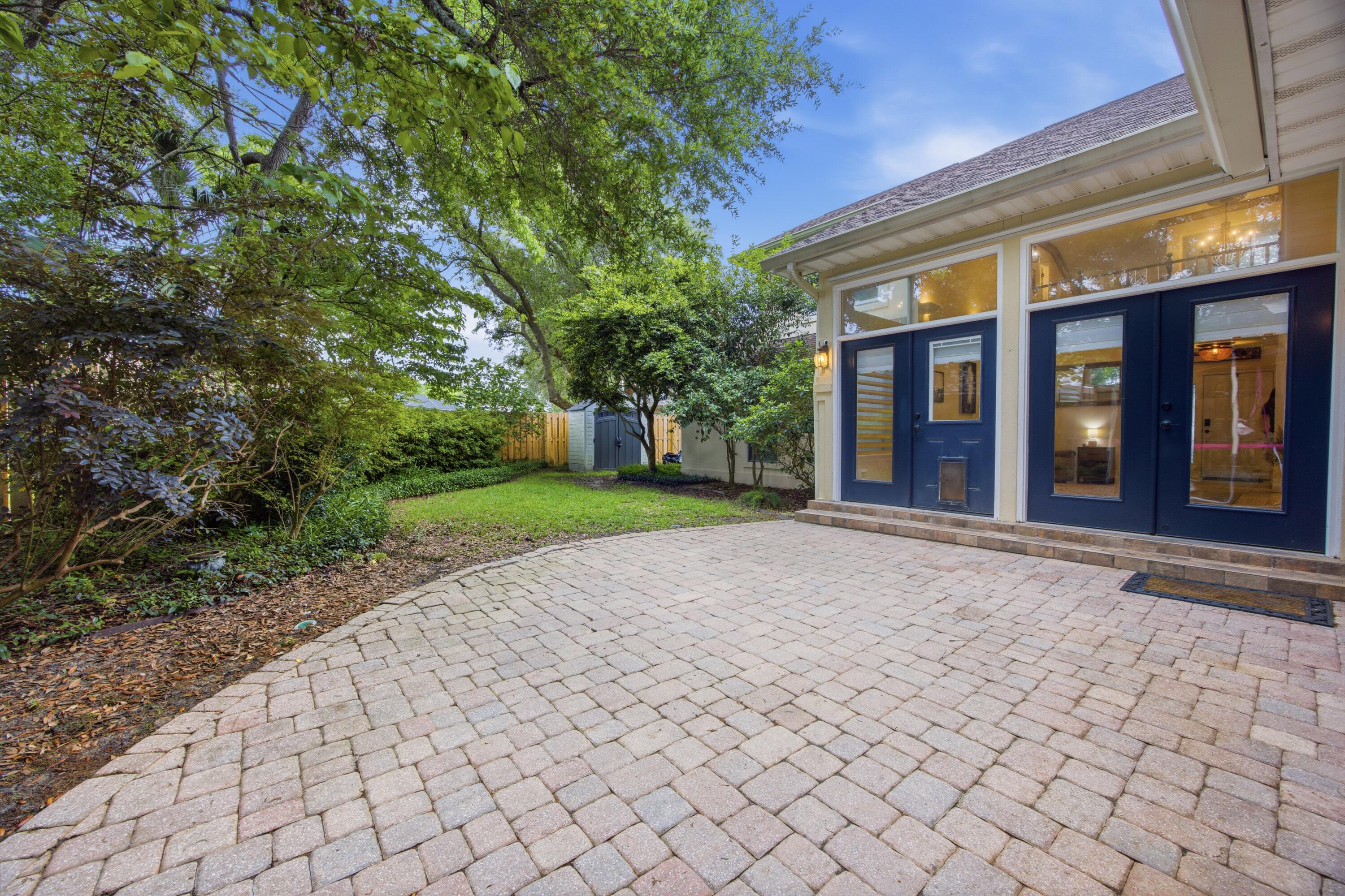 LAKE POINTE - Residential