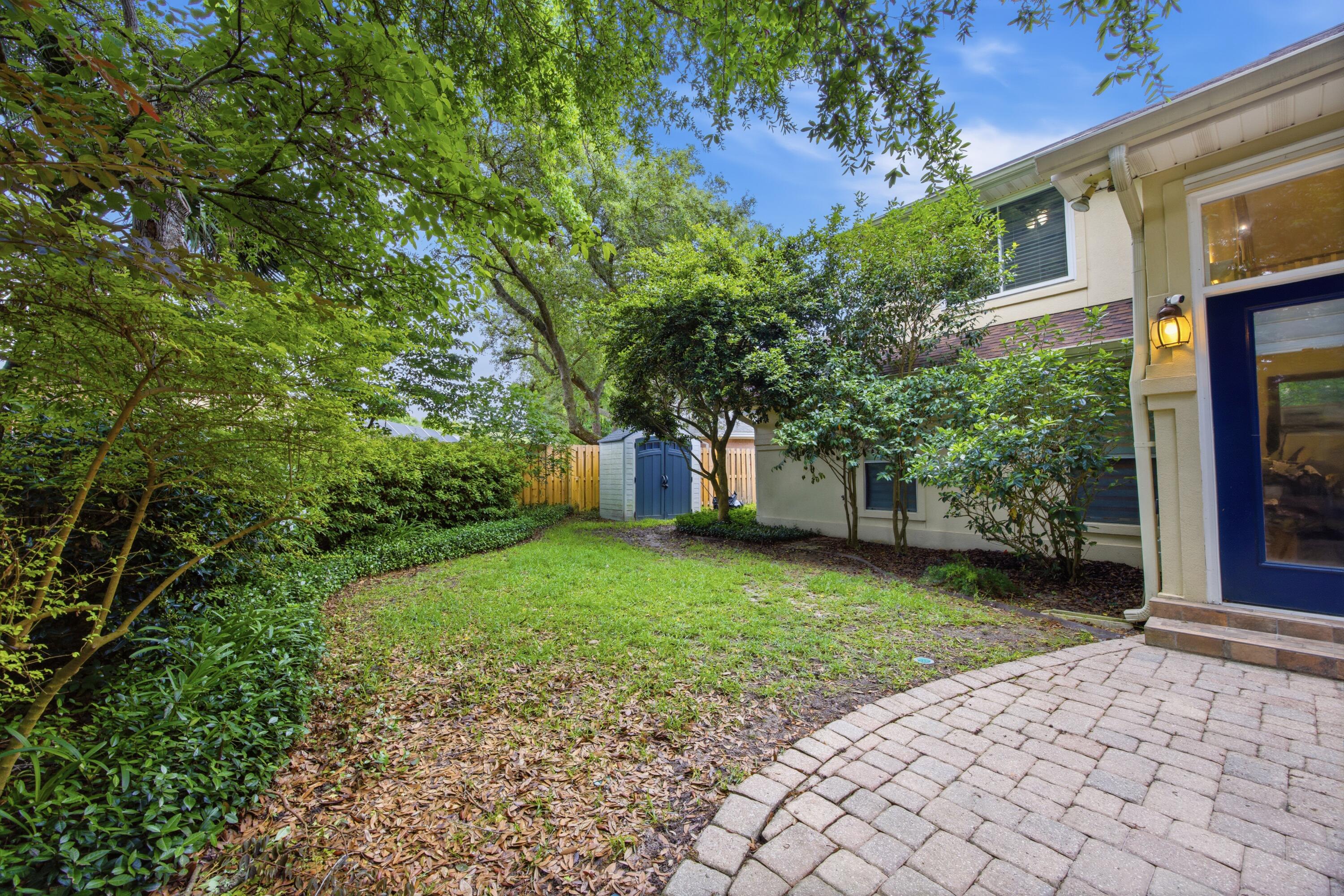 LAKE POINTE - Residential