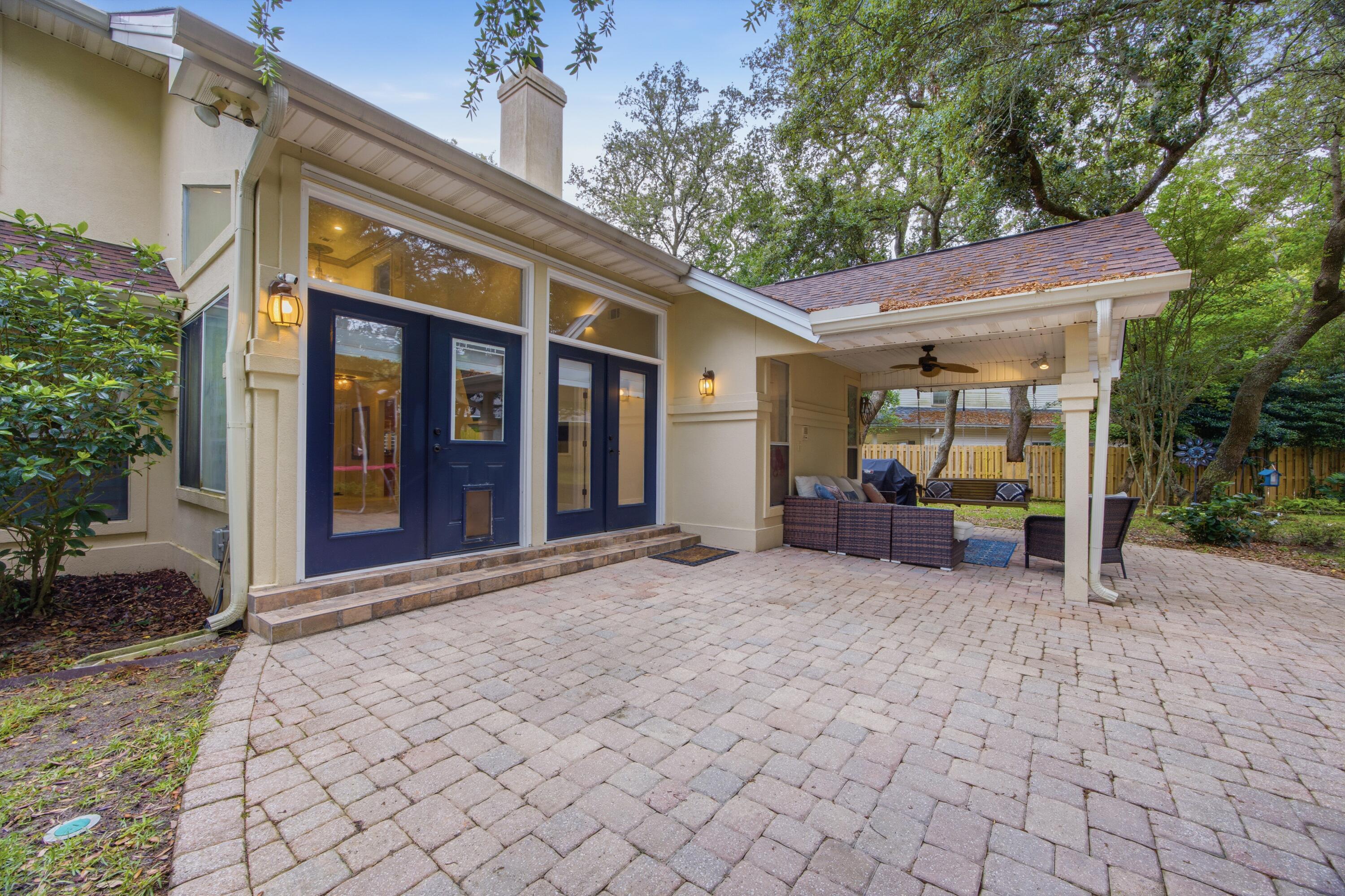 LAKE POINTE - Residential
