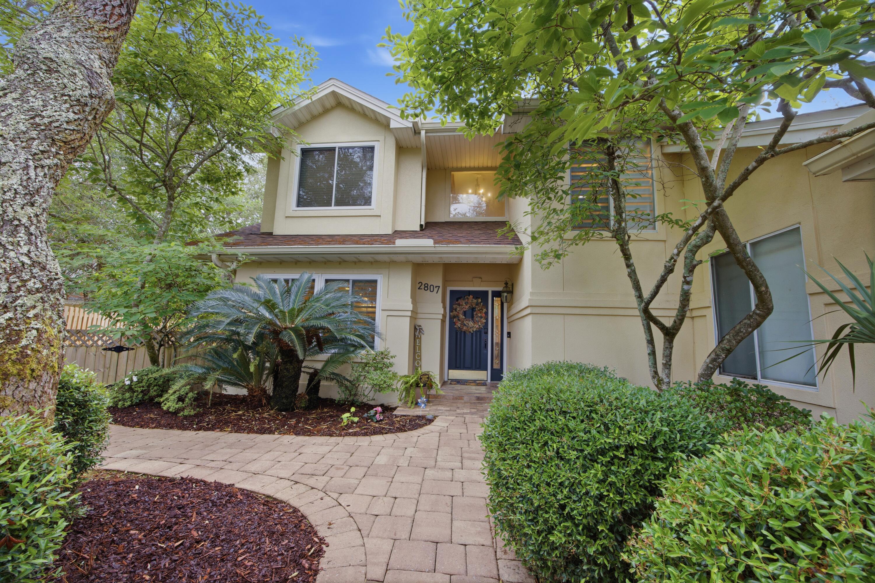 LAKE POINTE - Residential