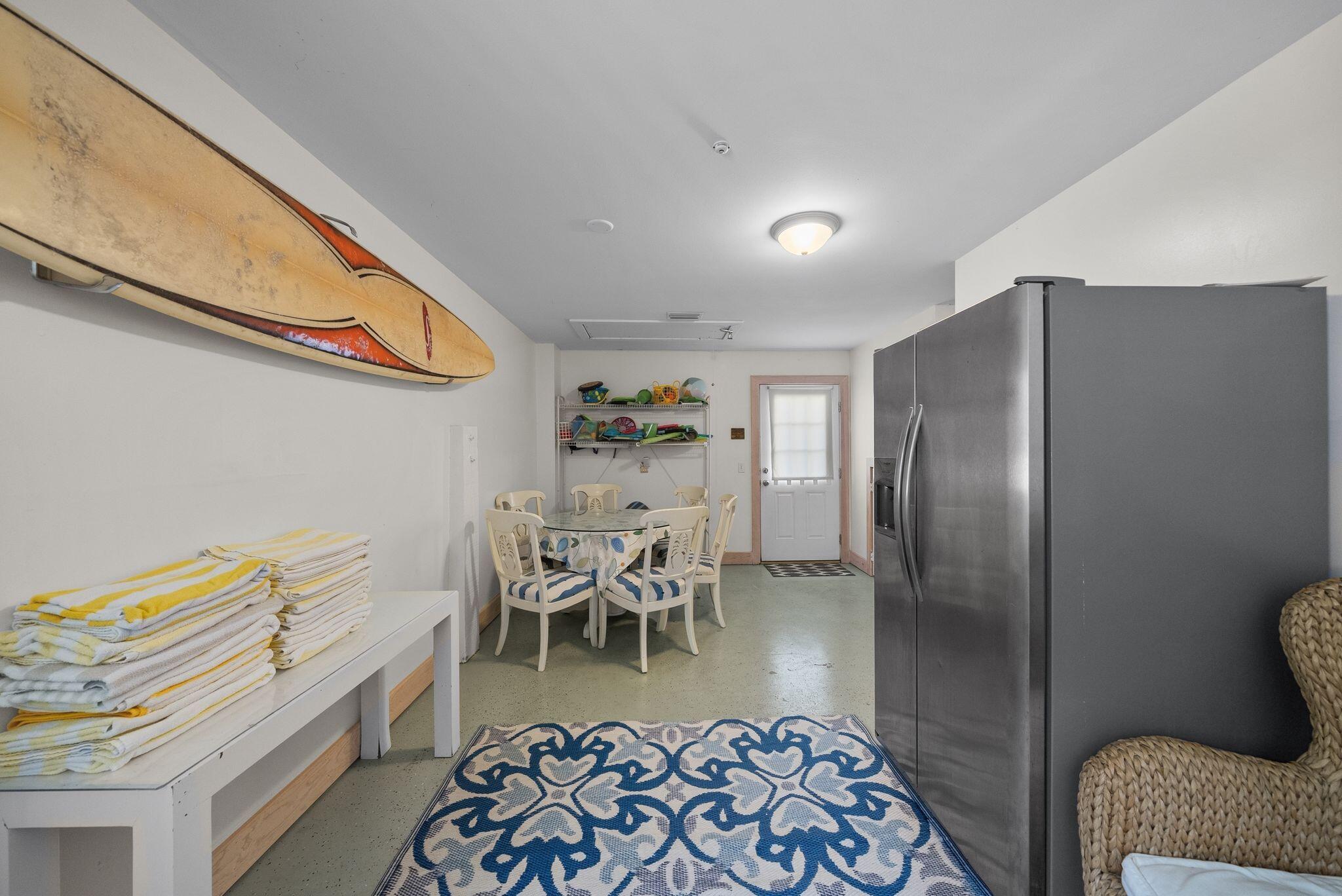 SUNRISE BEACH - Residential