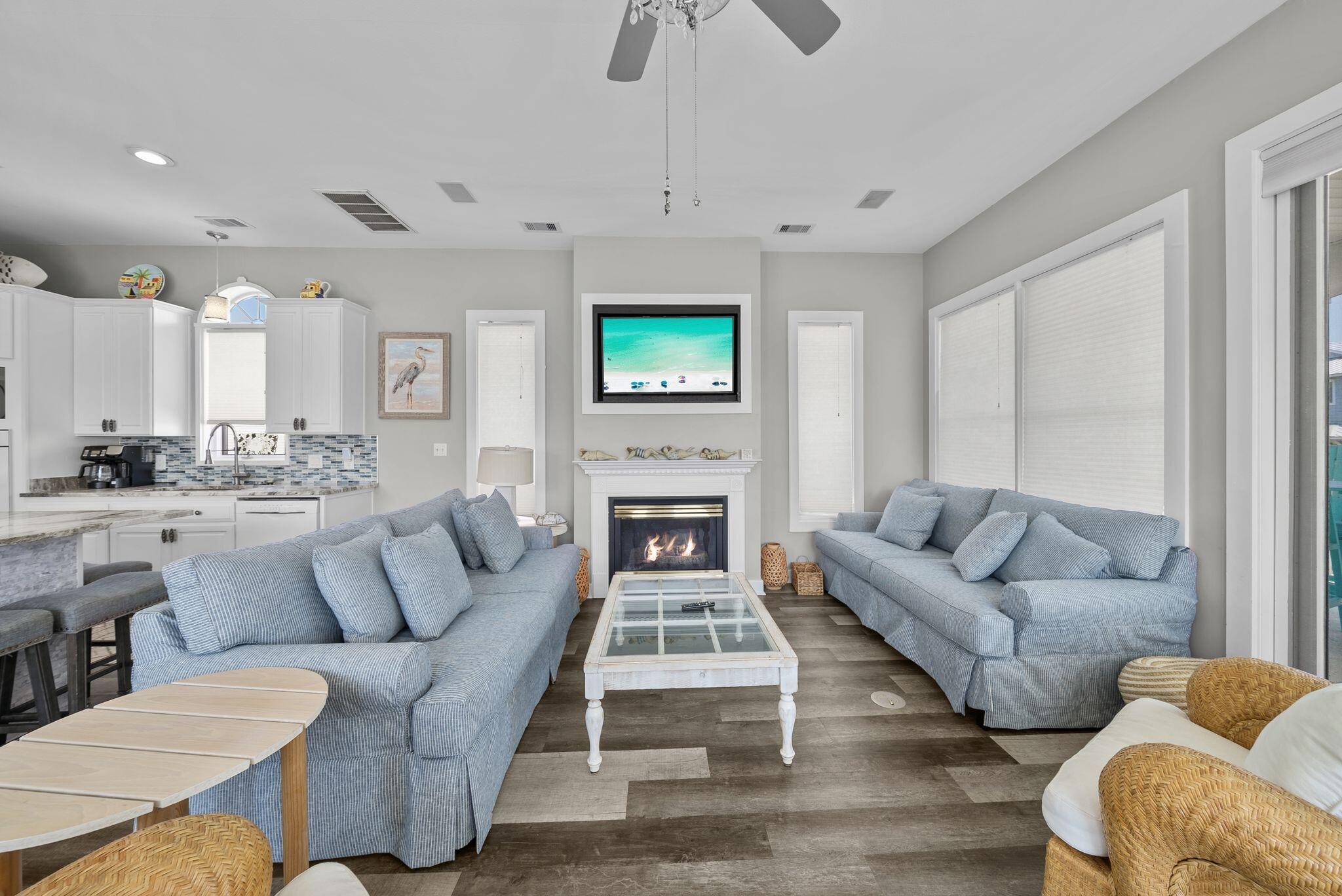 SUNRISE BEACH - Residential