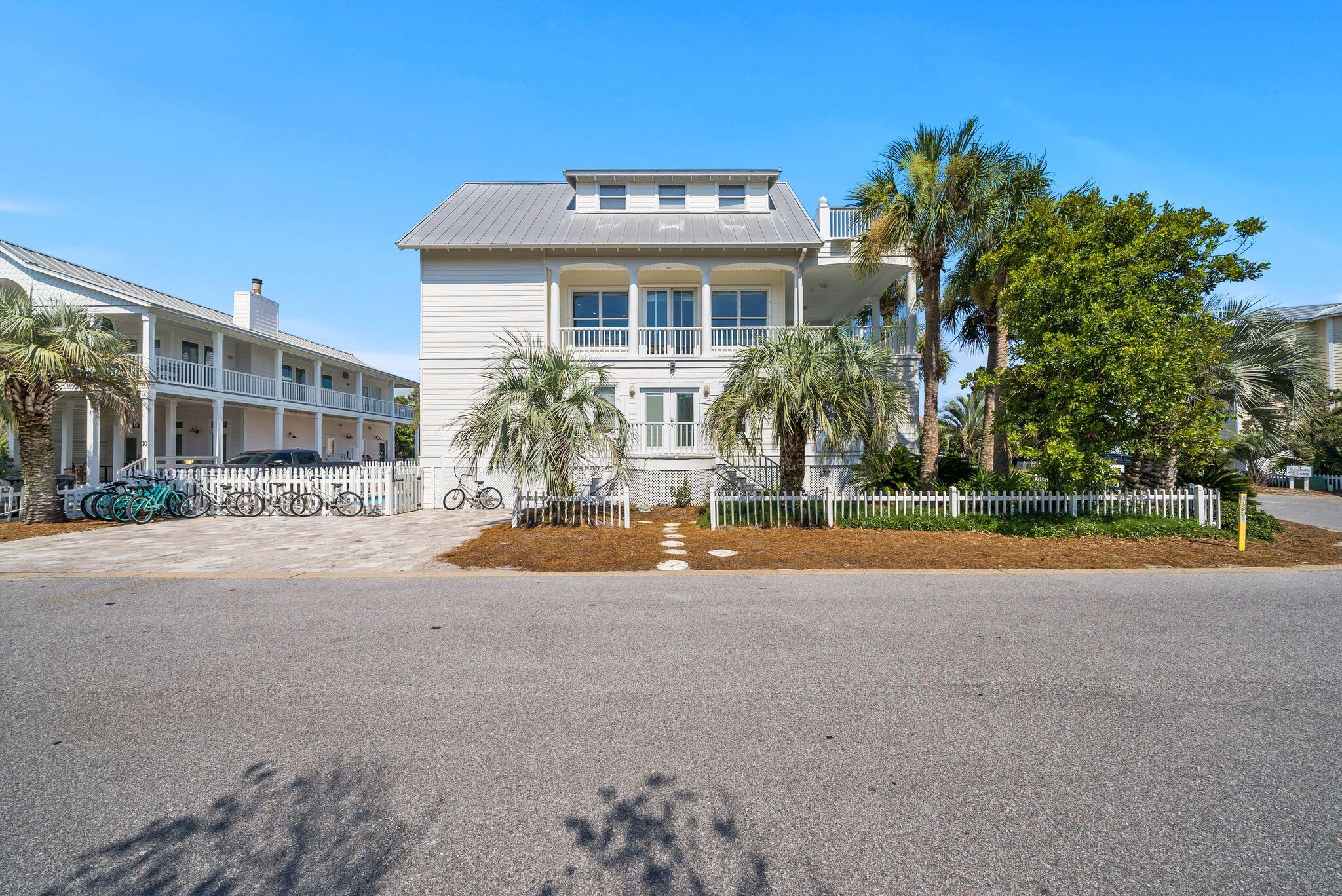 SUNRISE BEACH - Residential