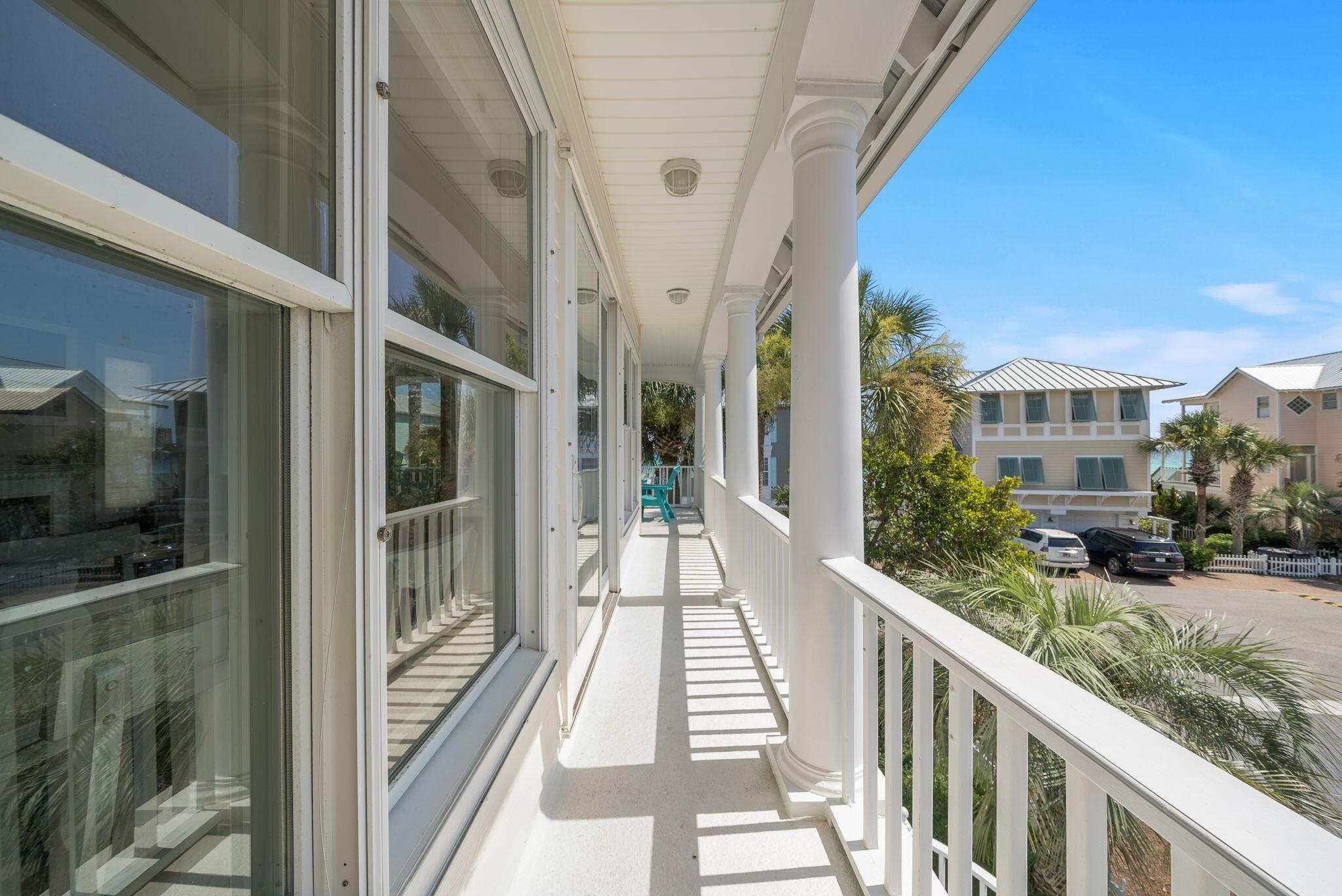SUNRISE BEACH - Residential