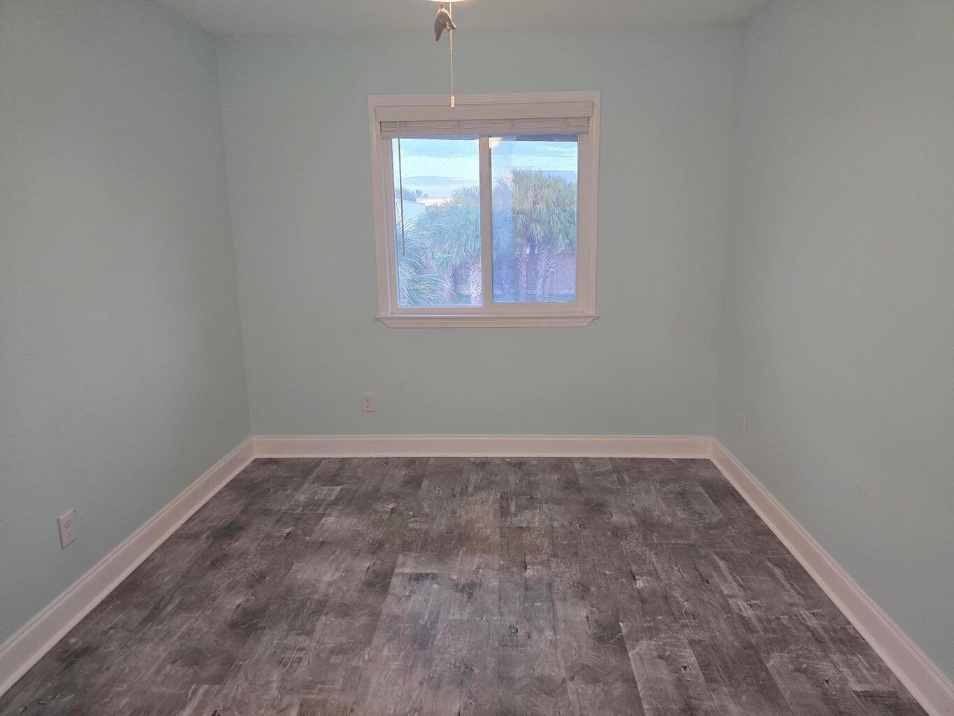 BREAKERS WEST - Residential Lease