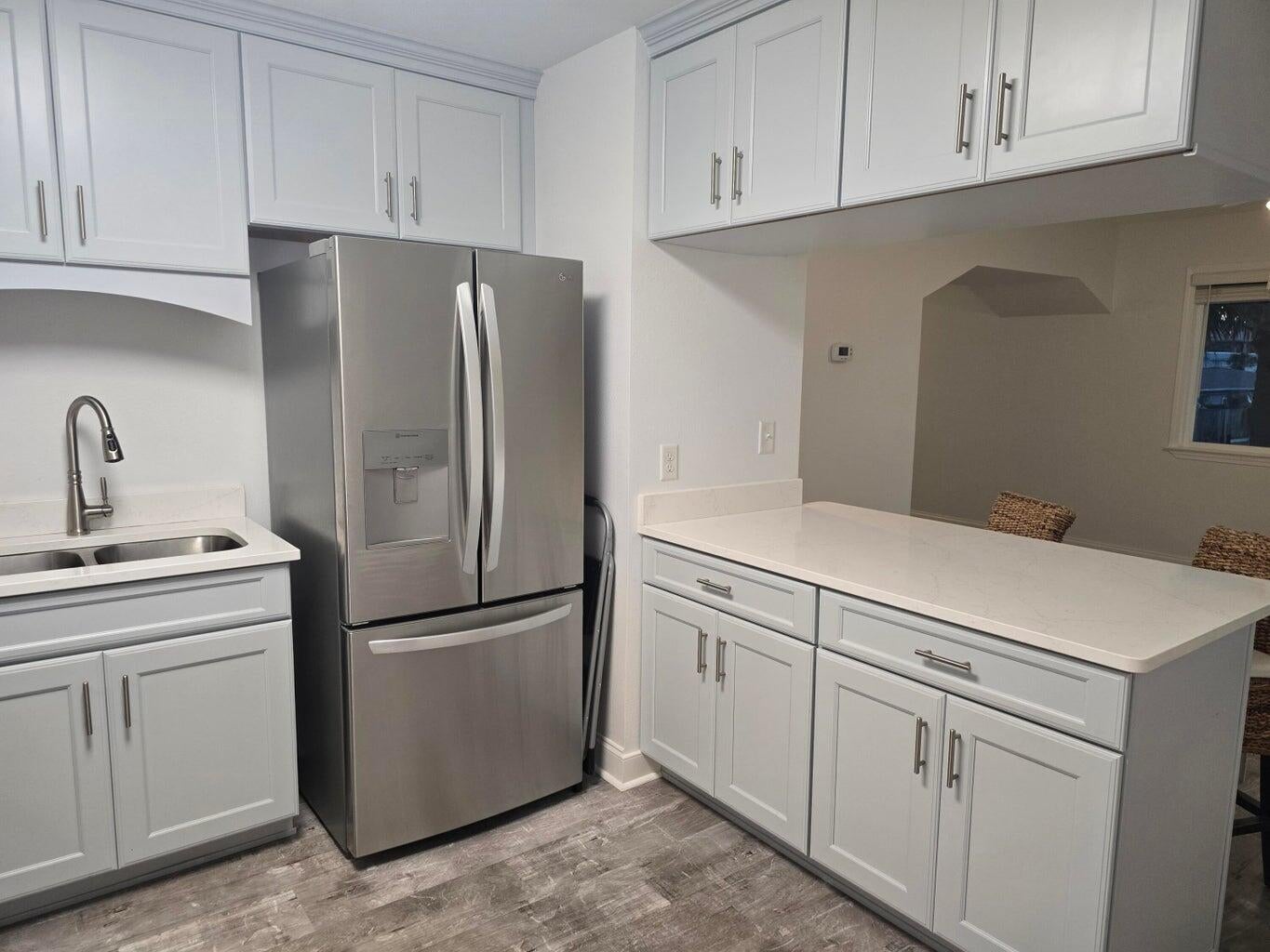 BREAKERS WEST - Residential Lease