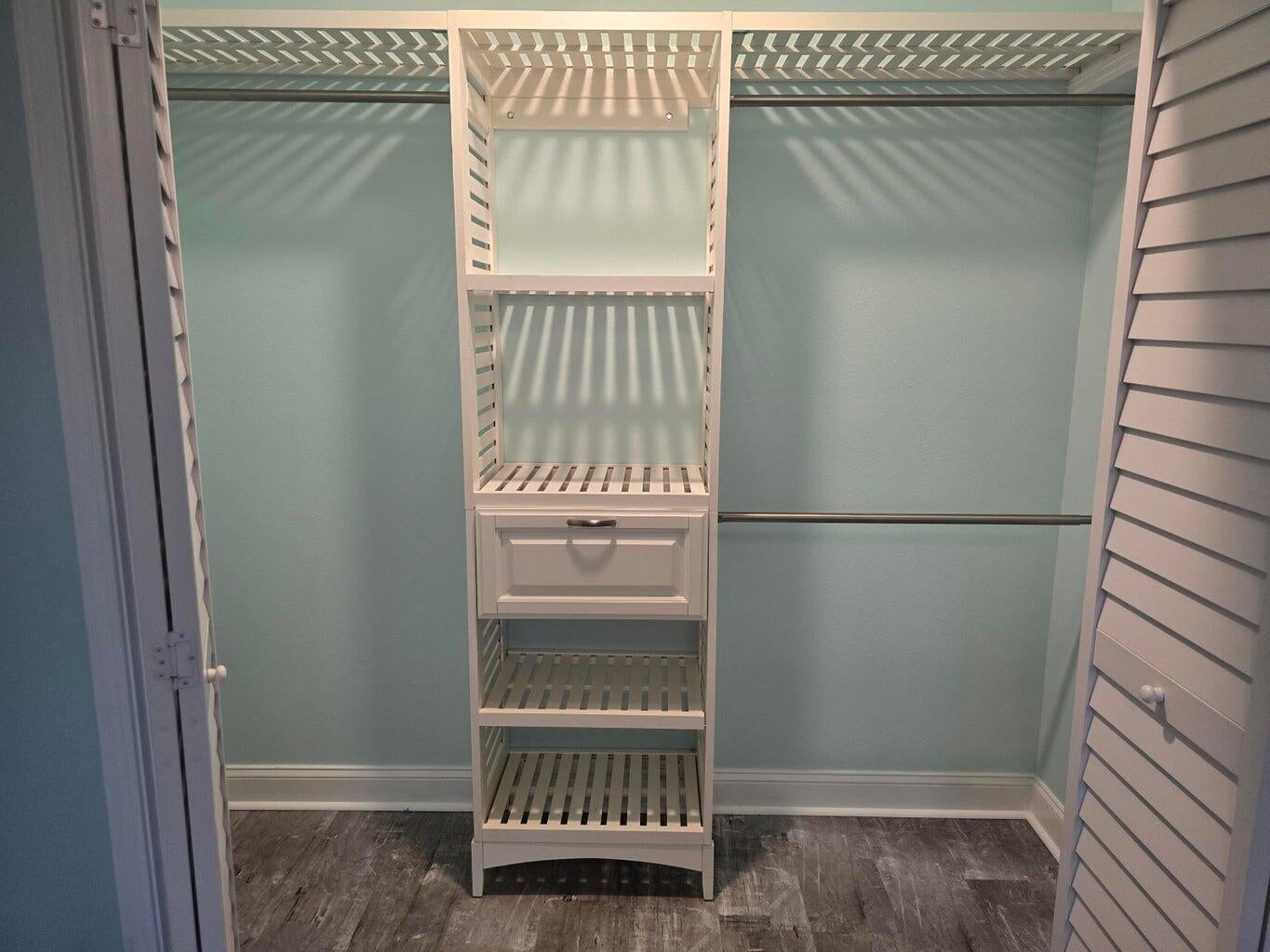 BREAKERS WEST - Residential Lease