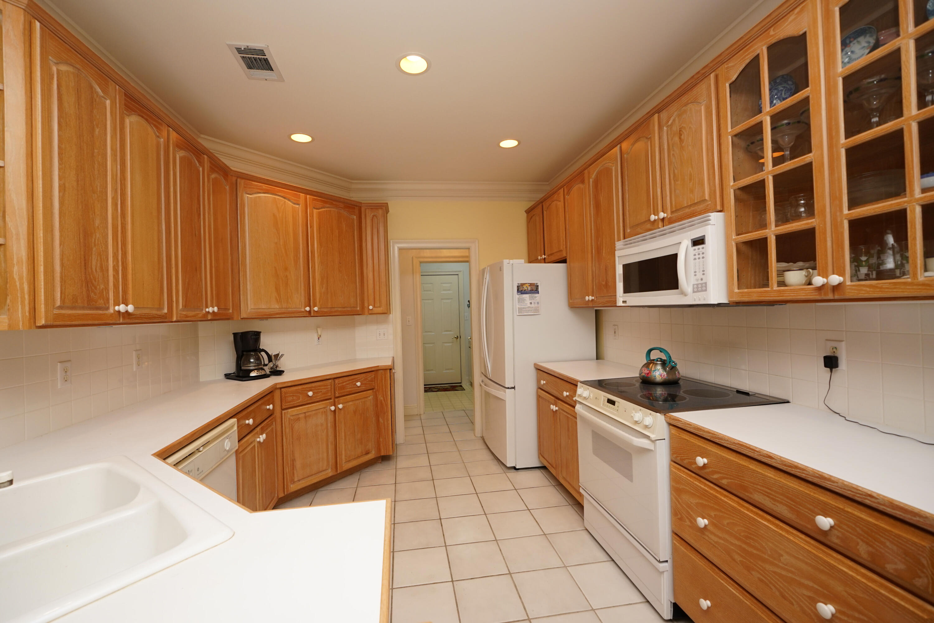 TURNBERRY PLACE - Residential