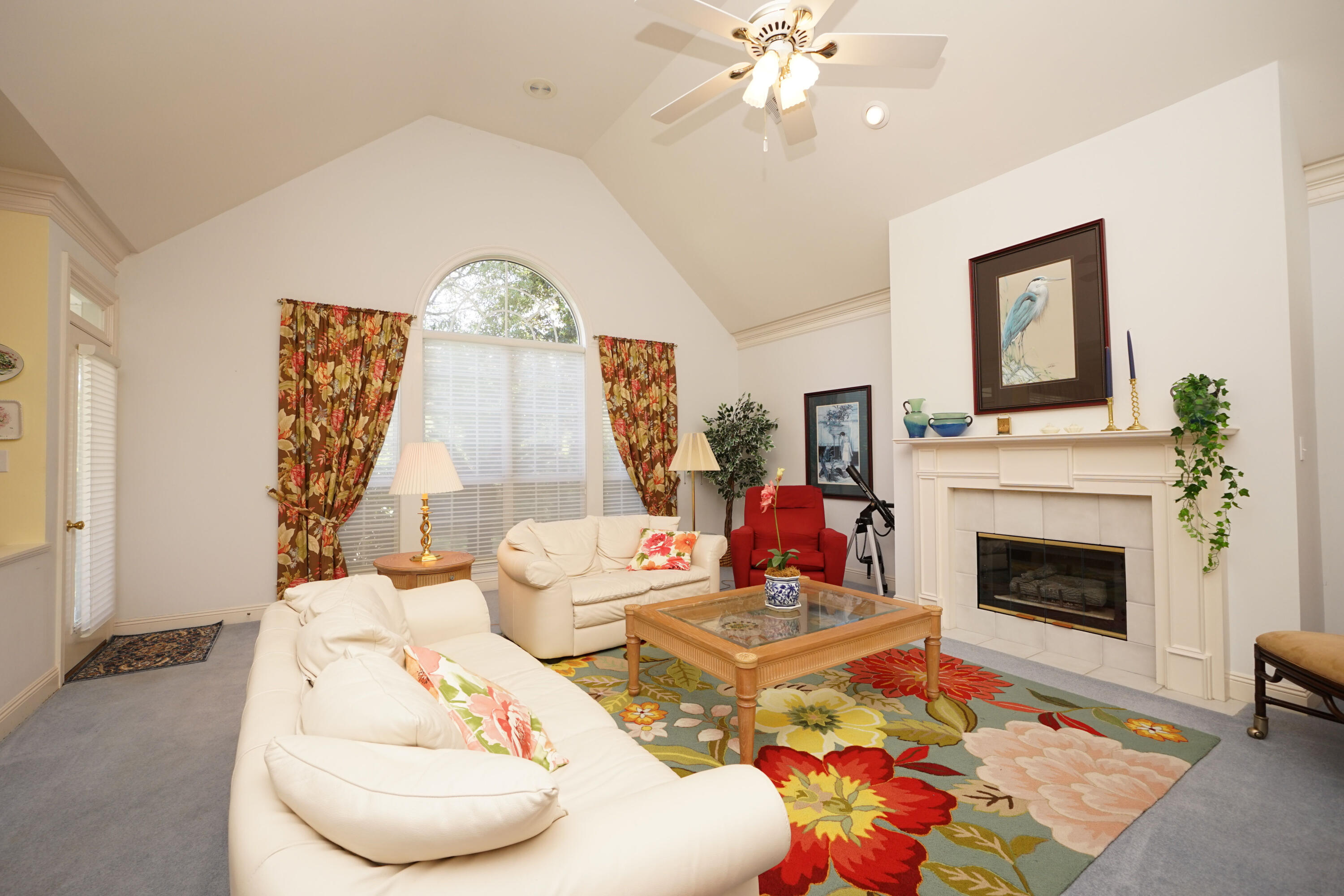 TURNBERRY PLACE - Residential