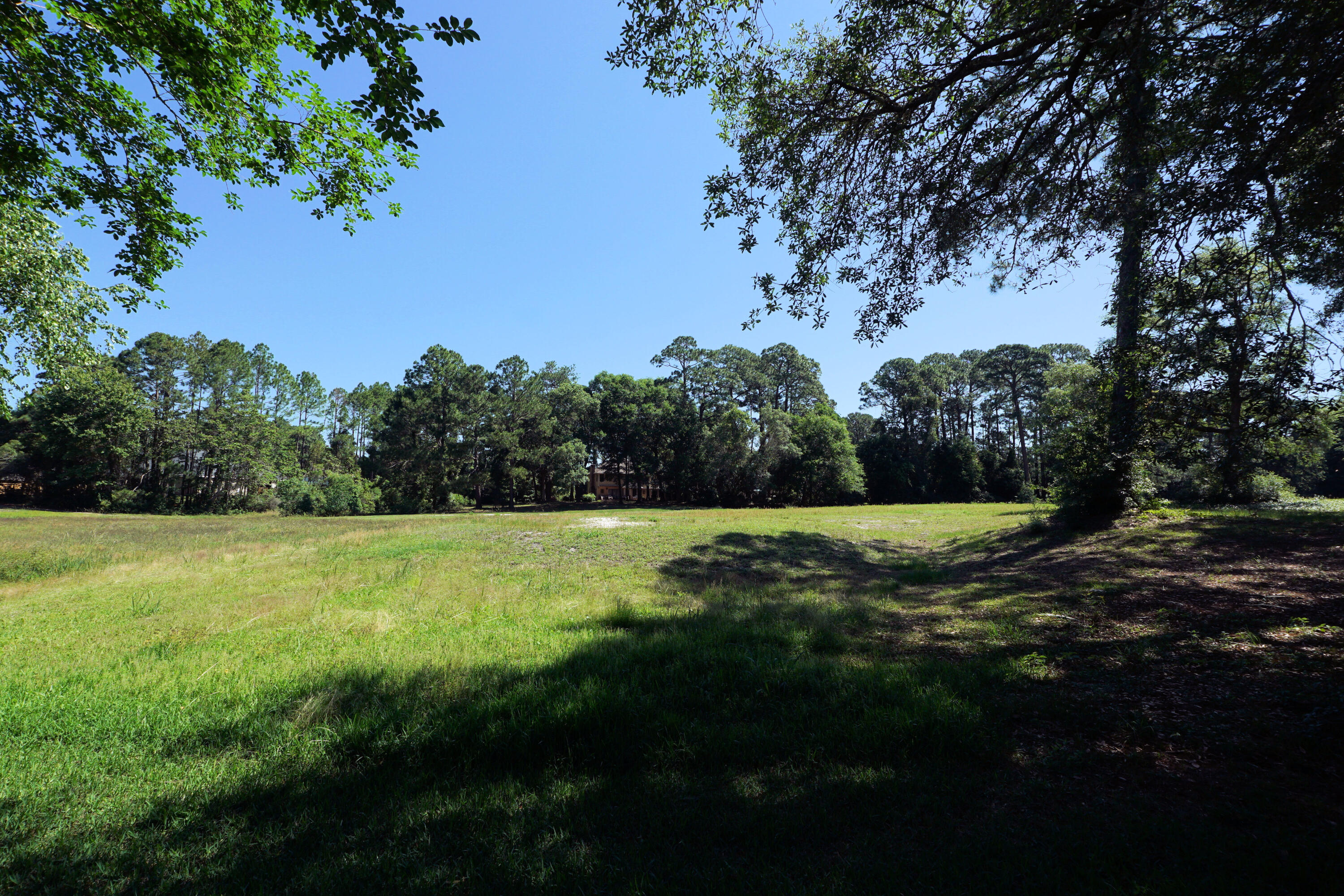 TURNBERRY PLACE - Residential