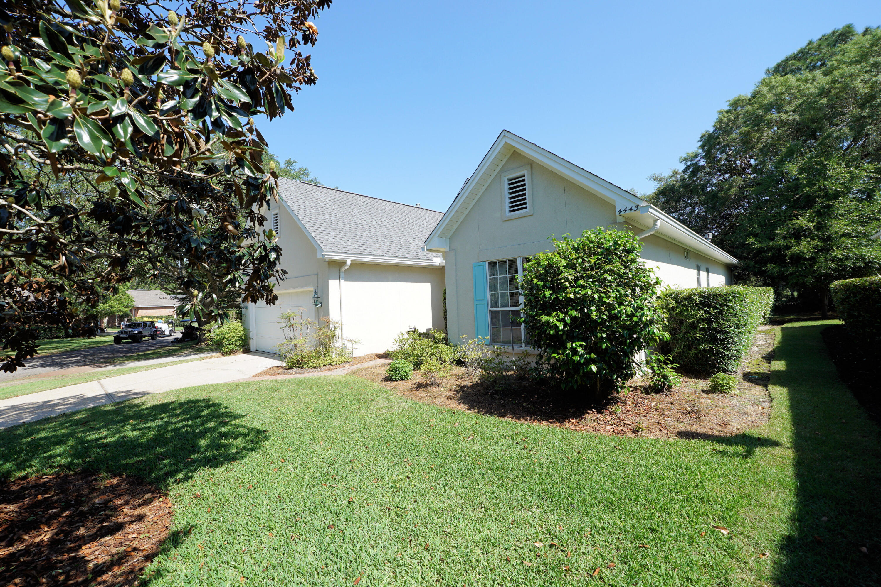 TURNBERRY PLACE - Residential