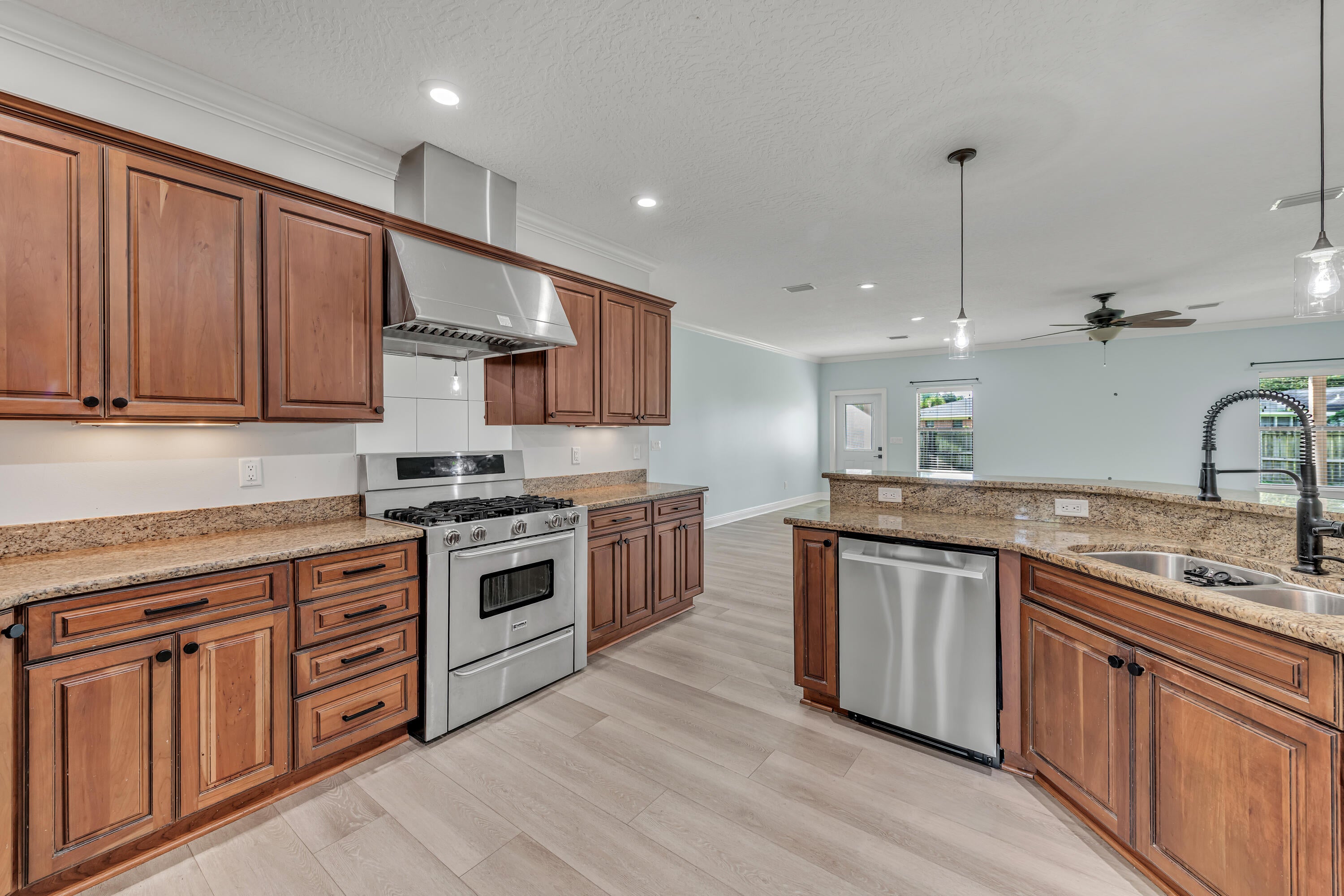 EASTWOOD 4TH ADDN - Residential
