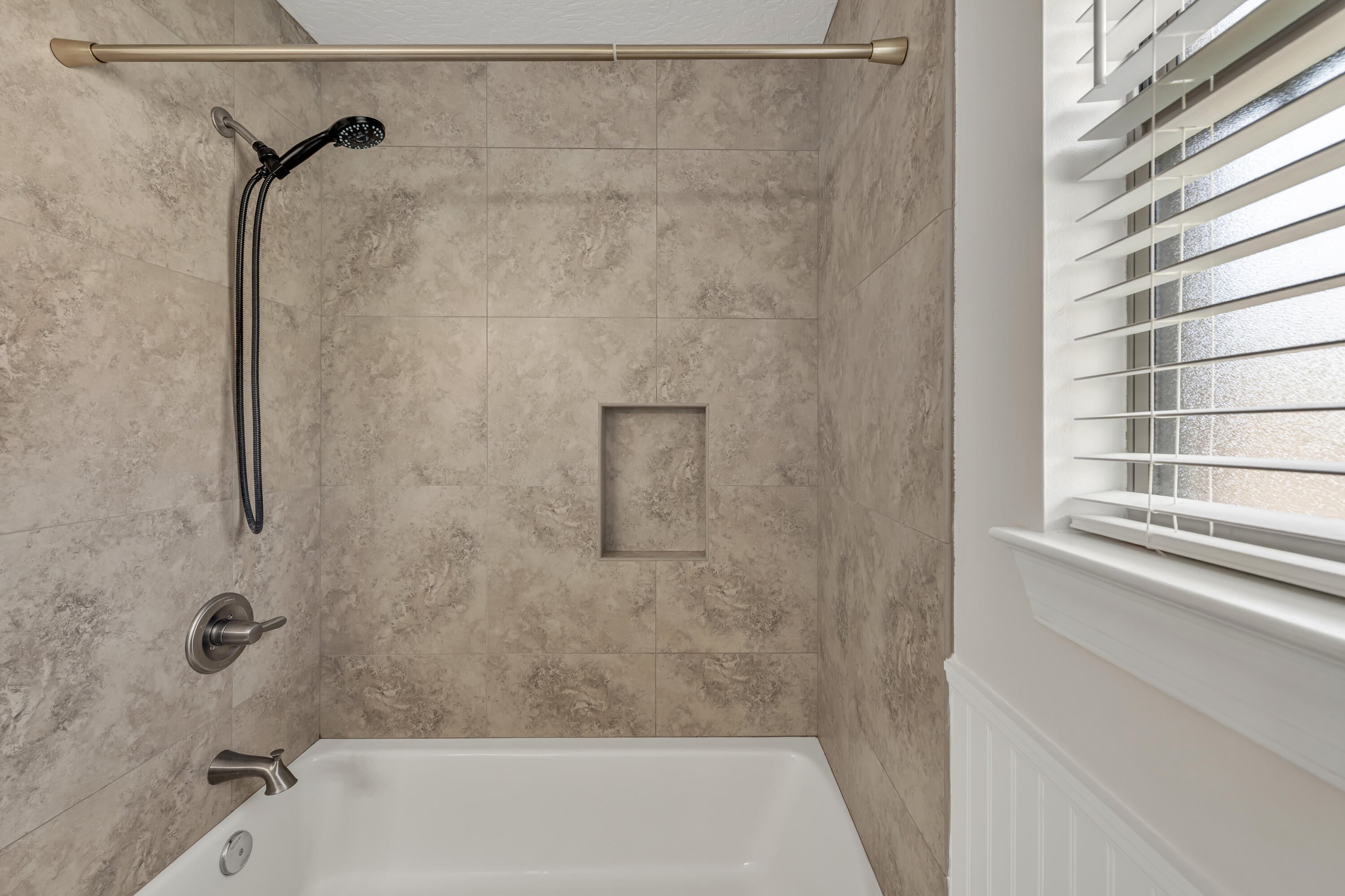 EASTWOOD 4TH ADDN - Residential