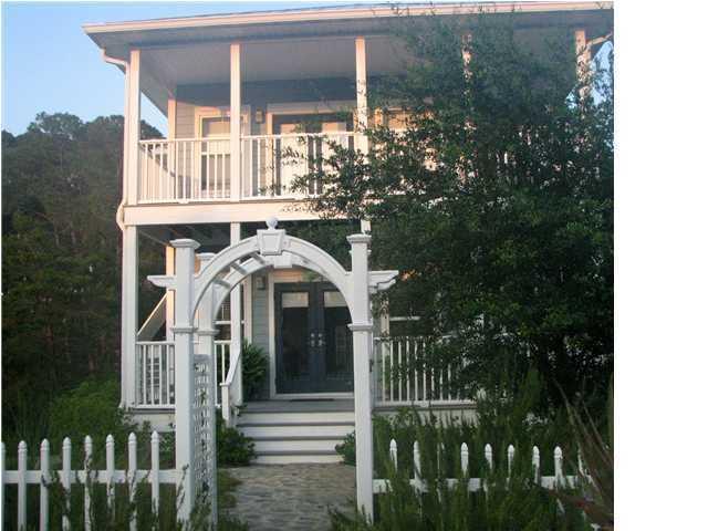 SEA DUNES - Residential Lease