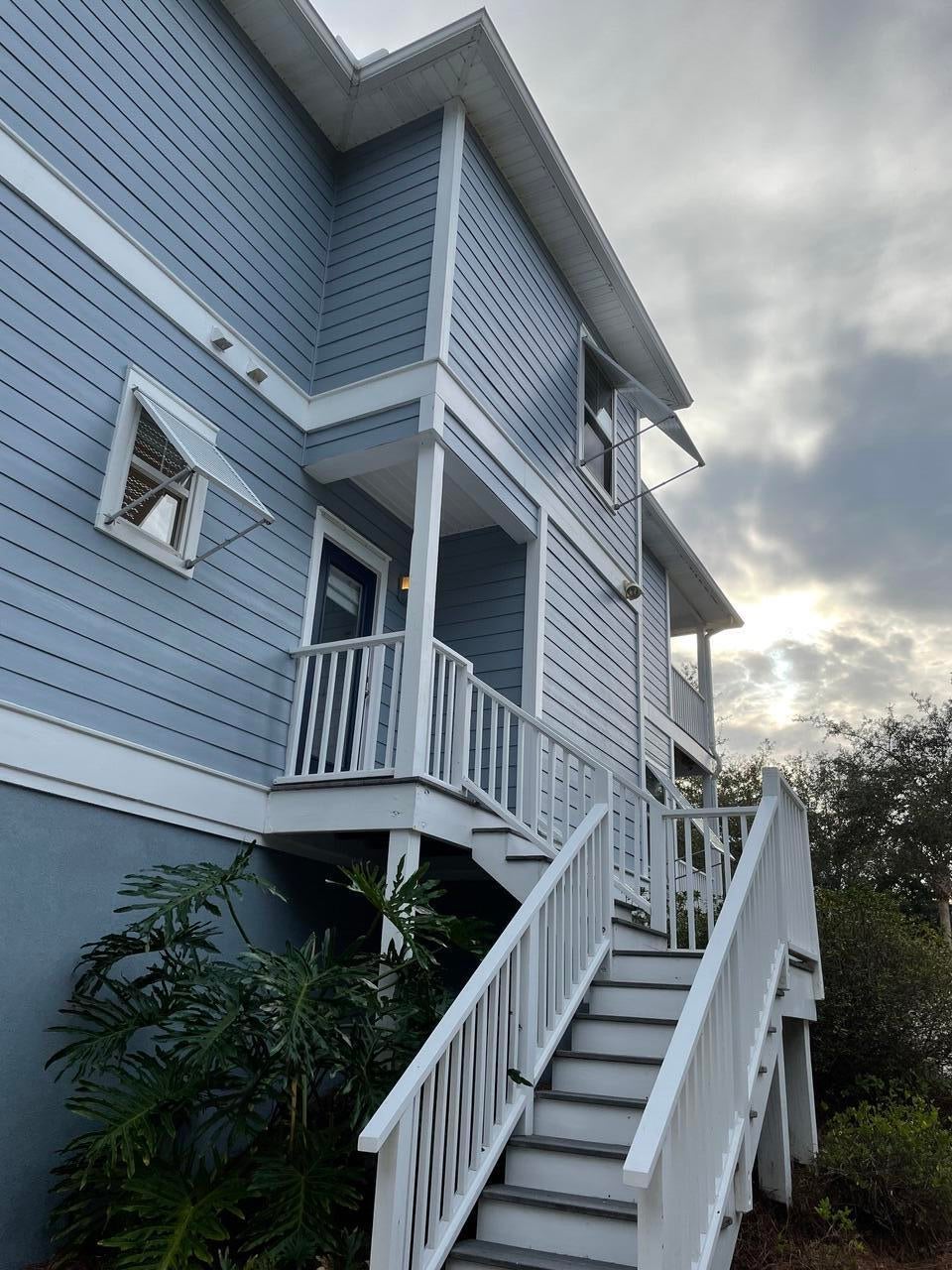 SEA DUNES - Residential Lease
