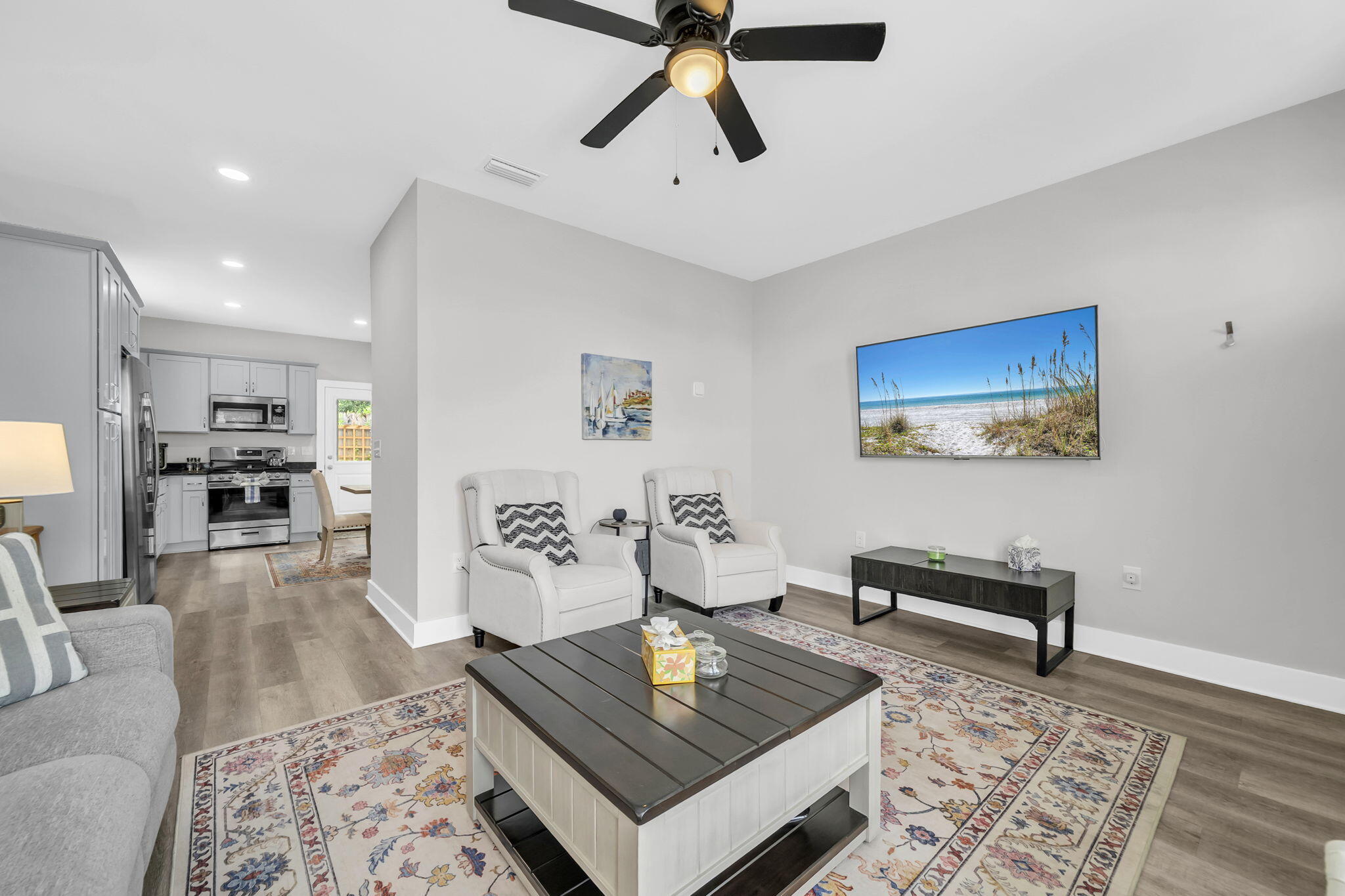KAKE COTTAGES - Residential