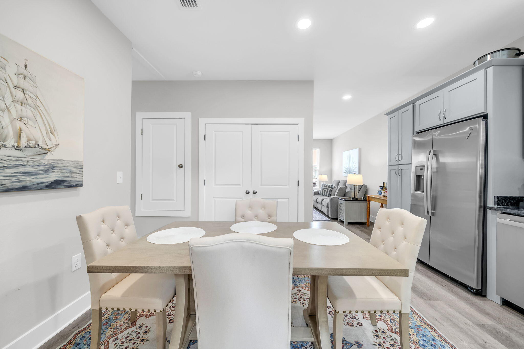 KAKE COTTAGES - Residential