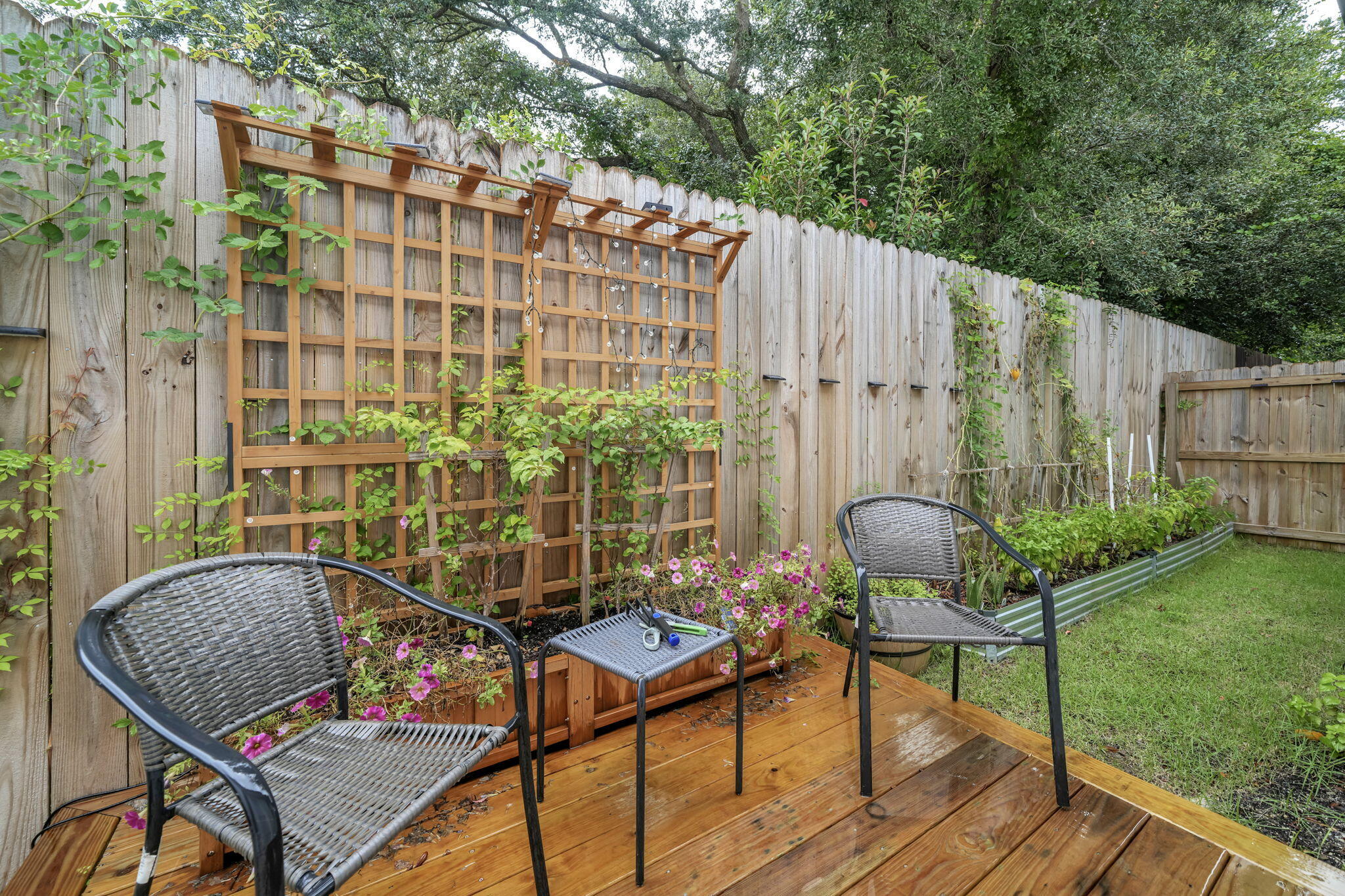 KAKE COTTAGES - Residential