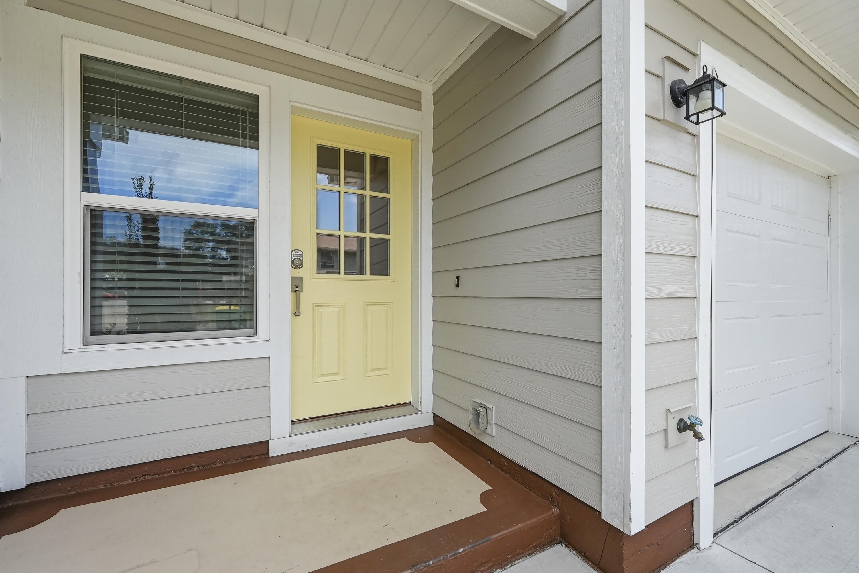 BLUEWATER COMMON - Residential Lease