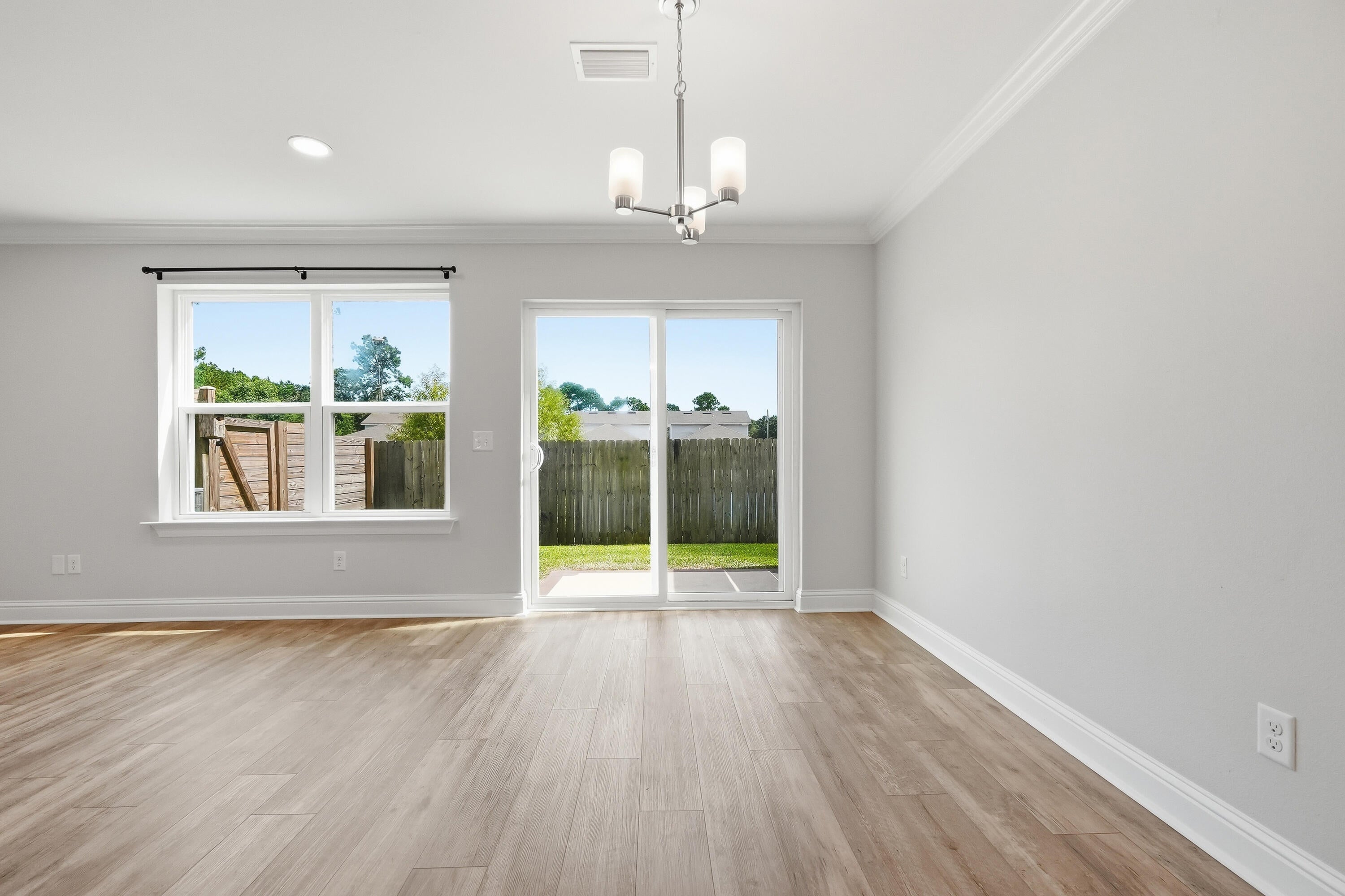 BLUEWATER COMMON - Residential Lease