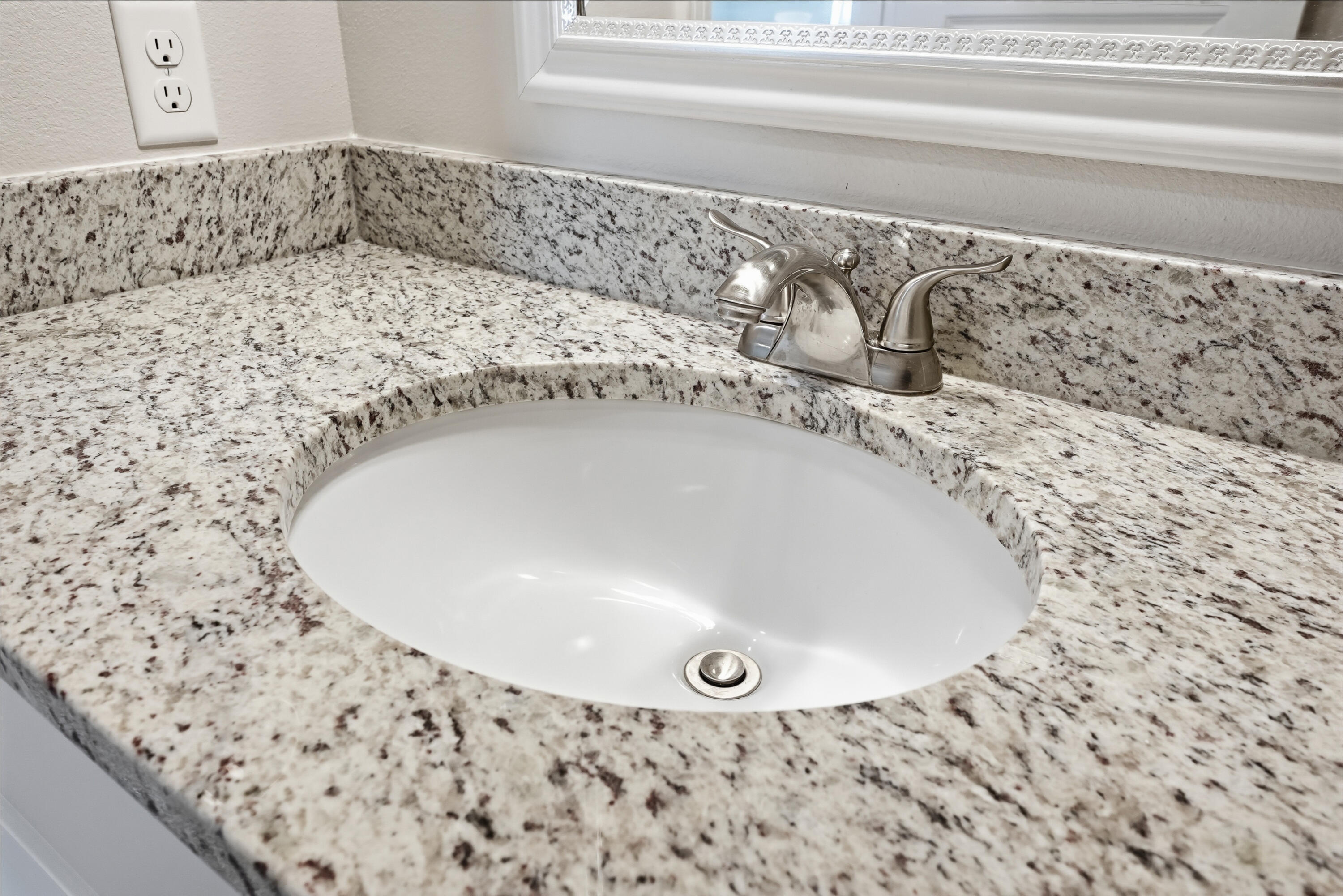 BLUEWATER COMMON - Residential Lease