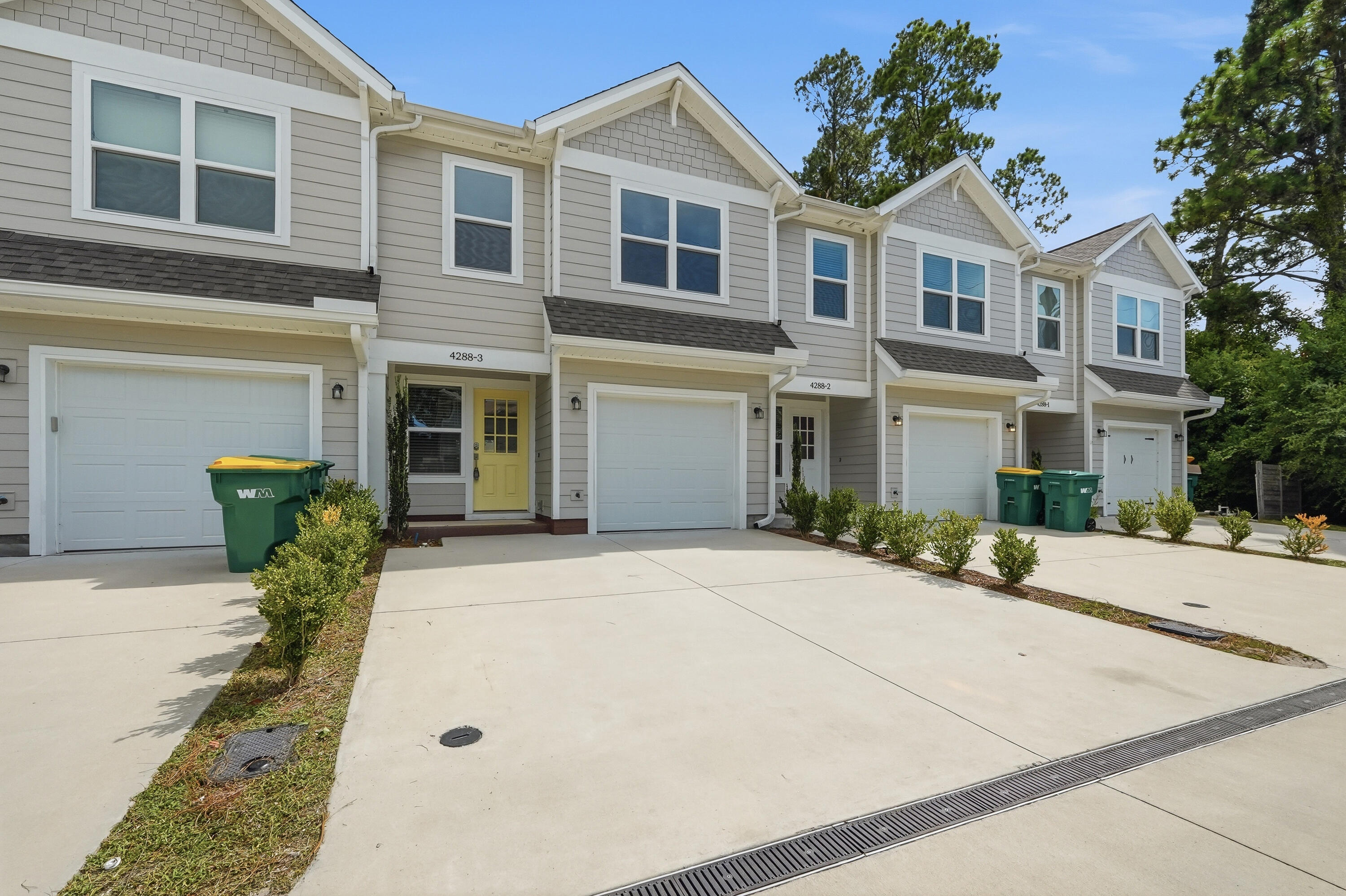BLUEWATER COMMON - Residential Lease