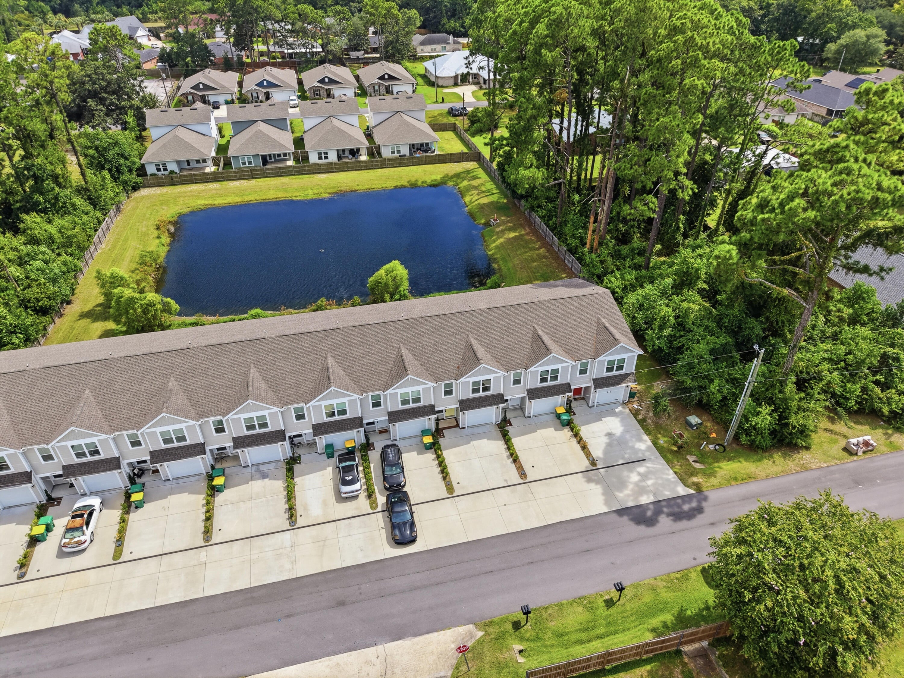 BLUEWATER COMMON - Residential Lease