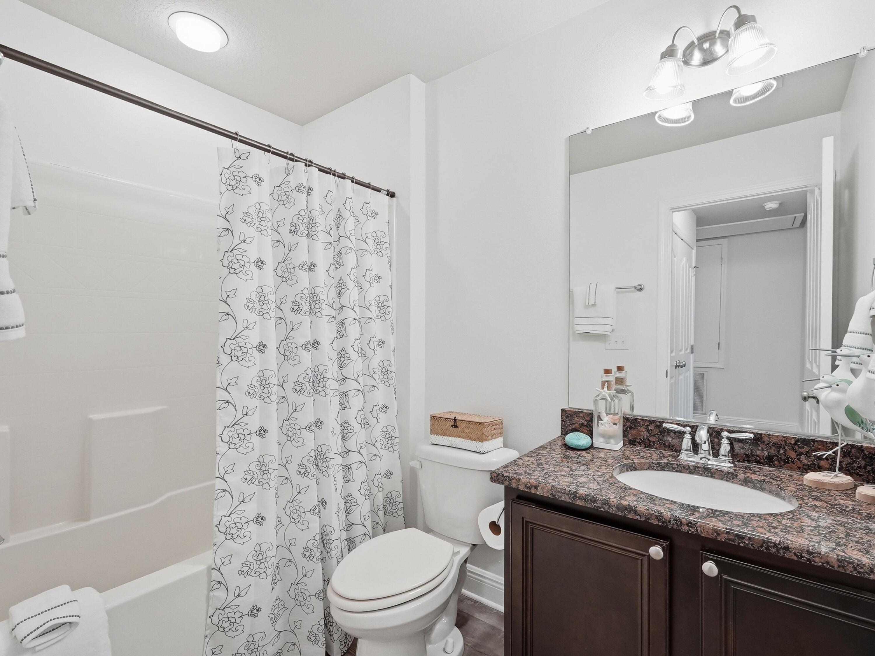 RESERVE POINTE - Residential