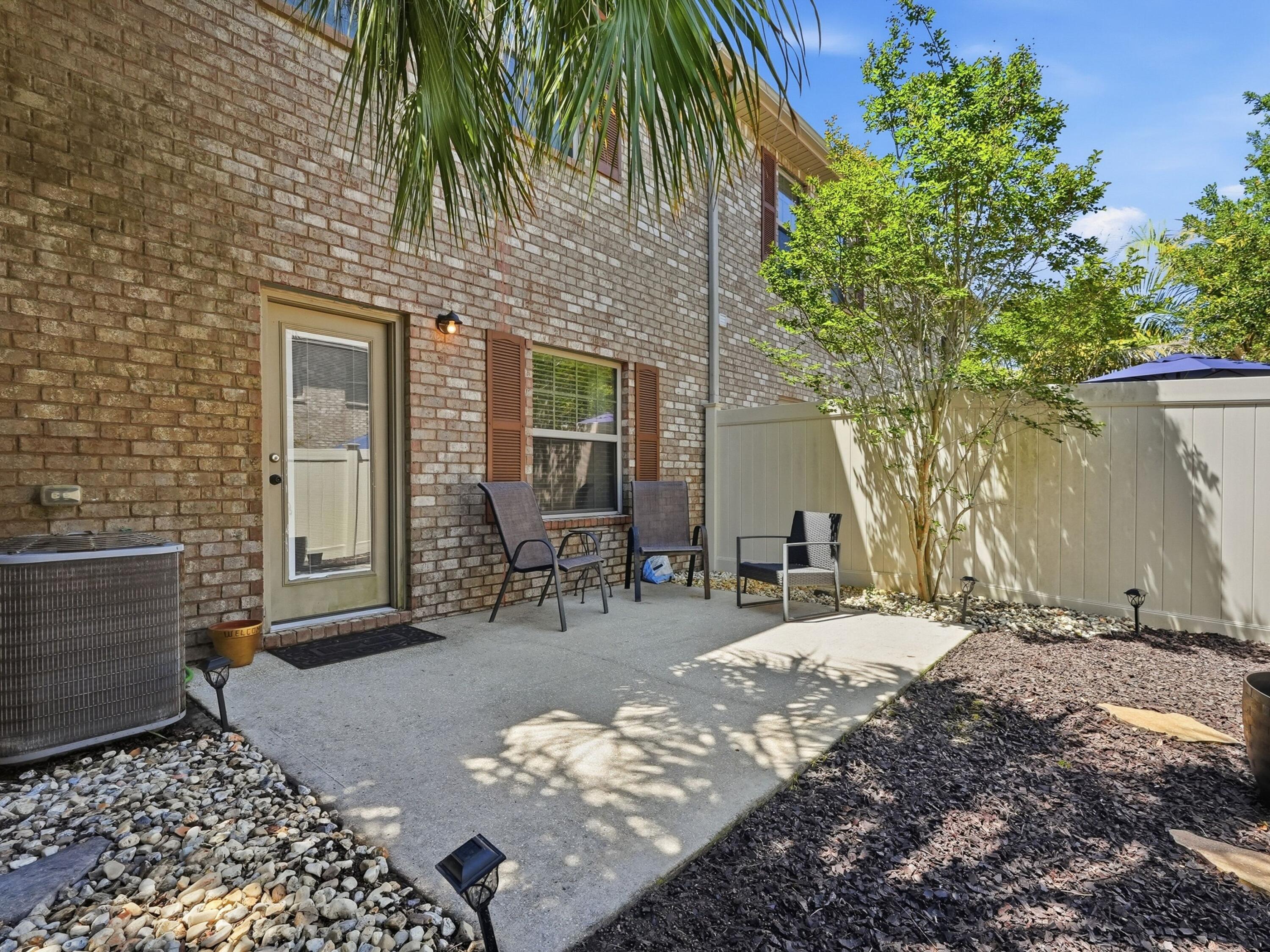 RESERVE POINTE - Residential