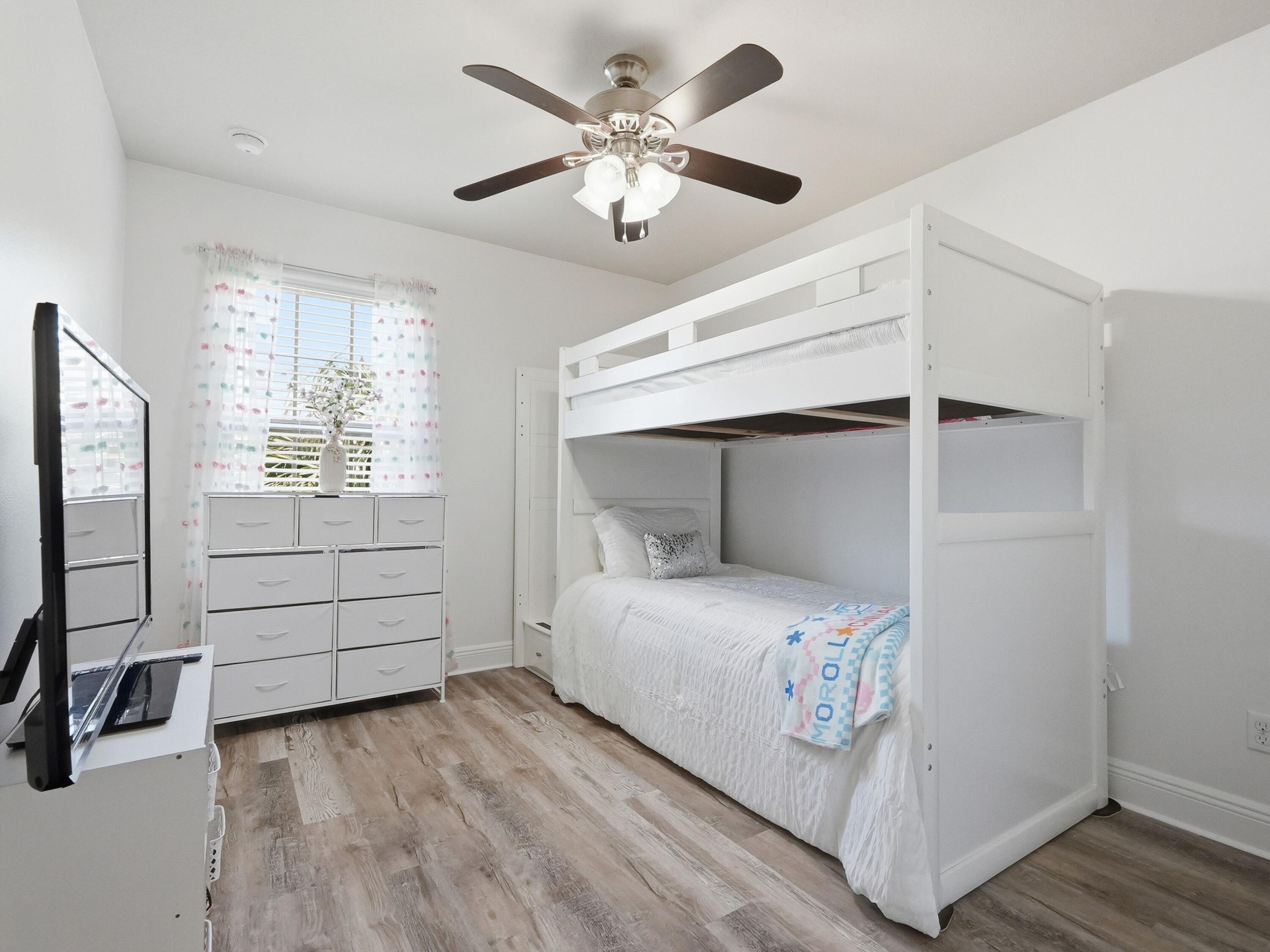 RESERVE POINTE - Residential