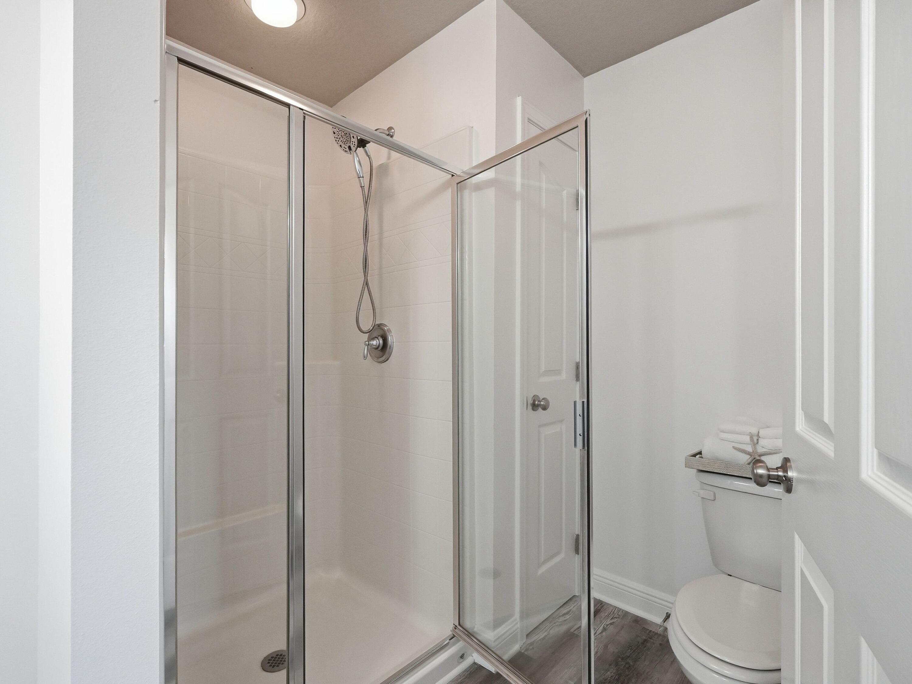 RESERVE POINTE - Residential