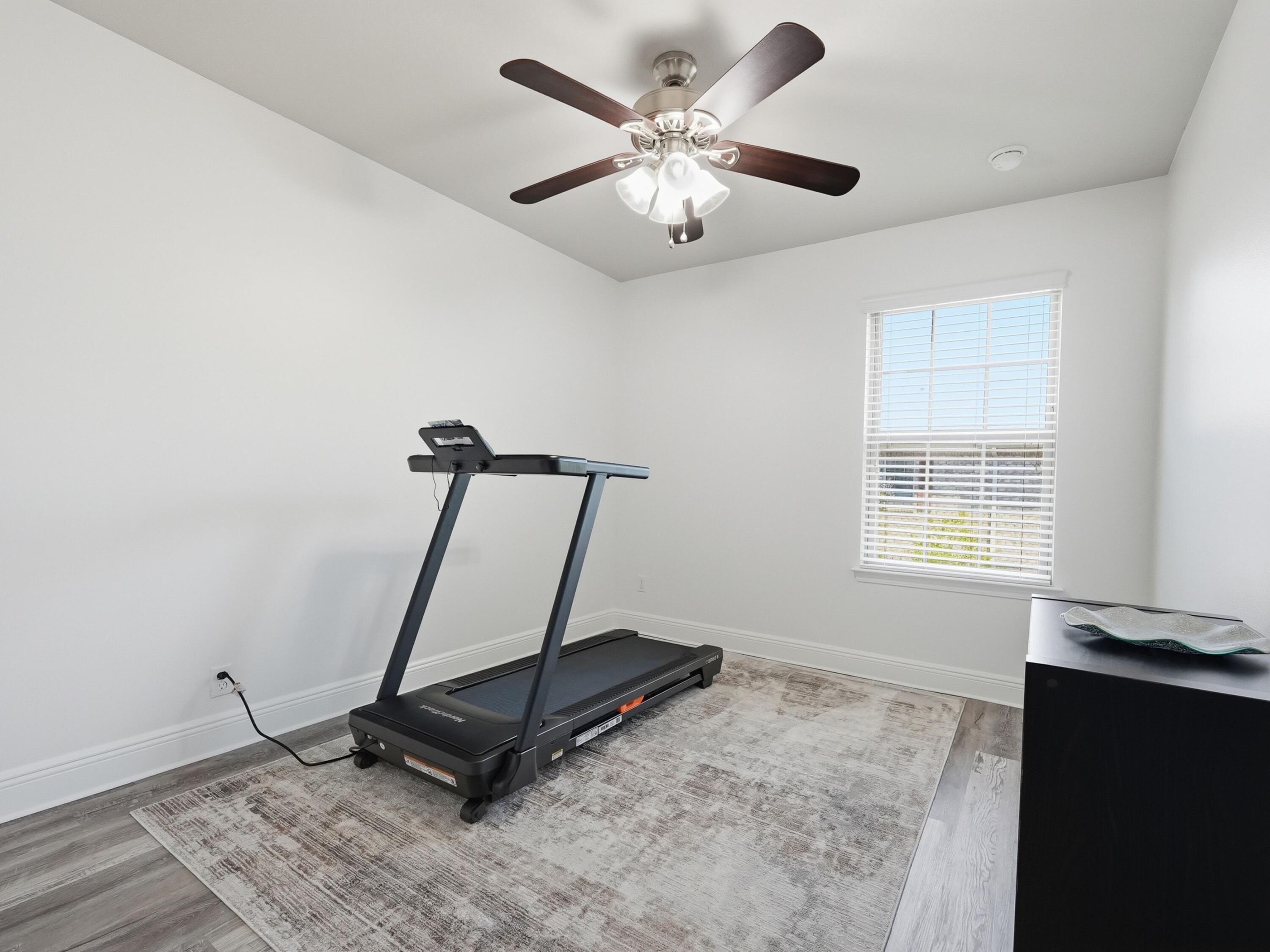 RESERVE POINTE - Residential