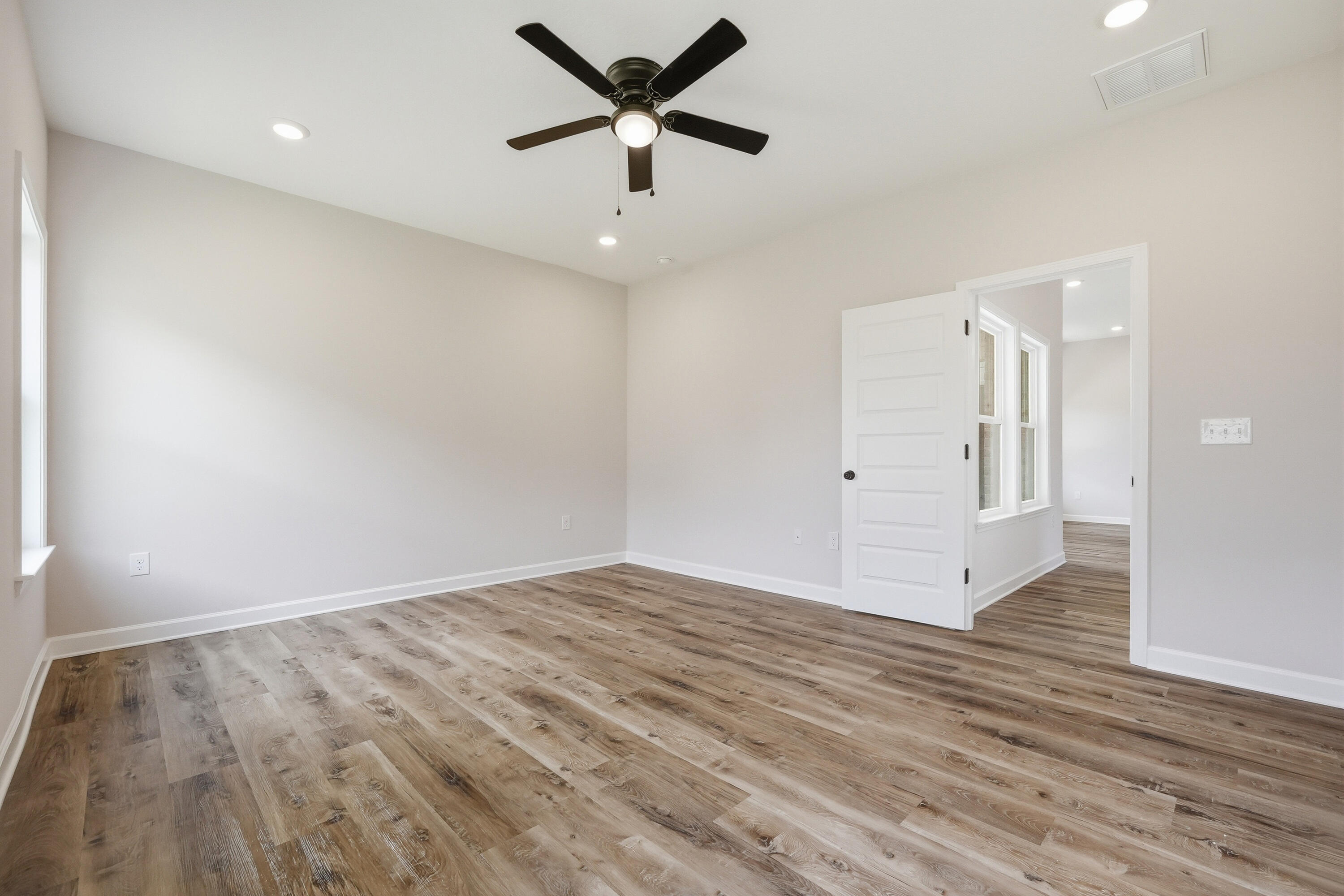 BARTON'S BEND - Residential