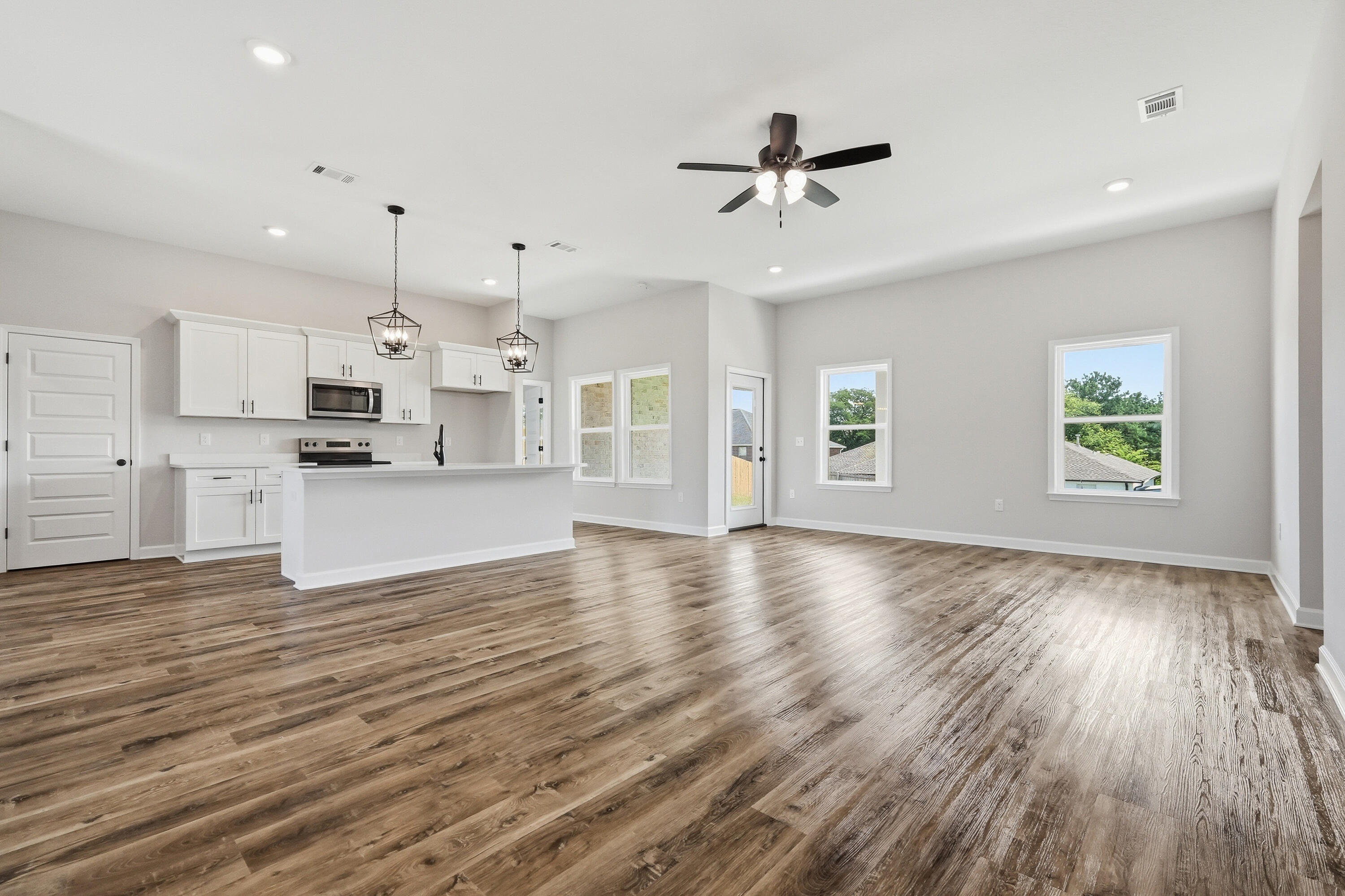 BARTON'S BEND - Residential