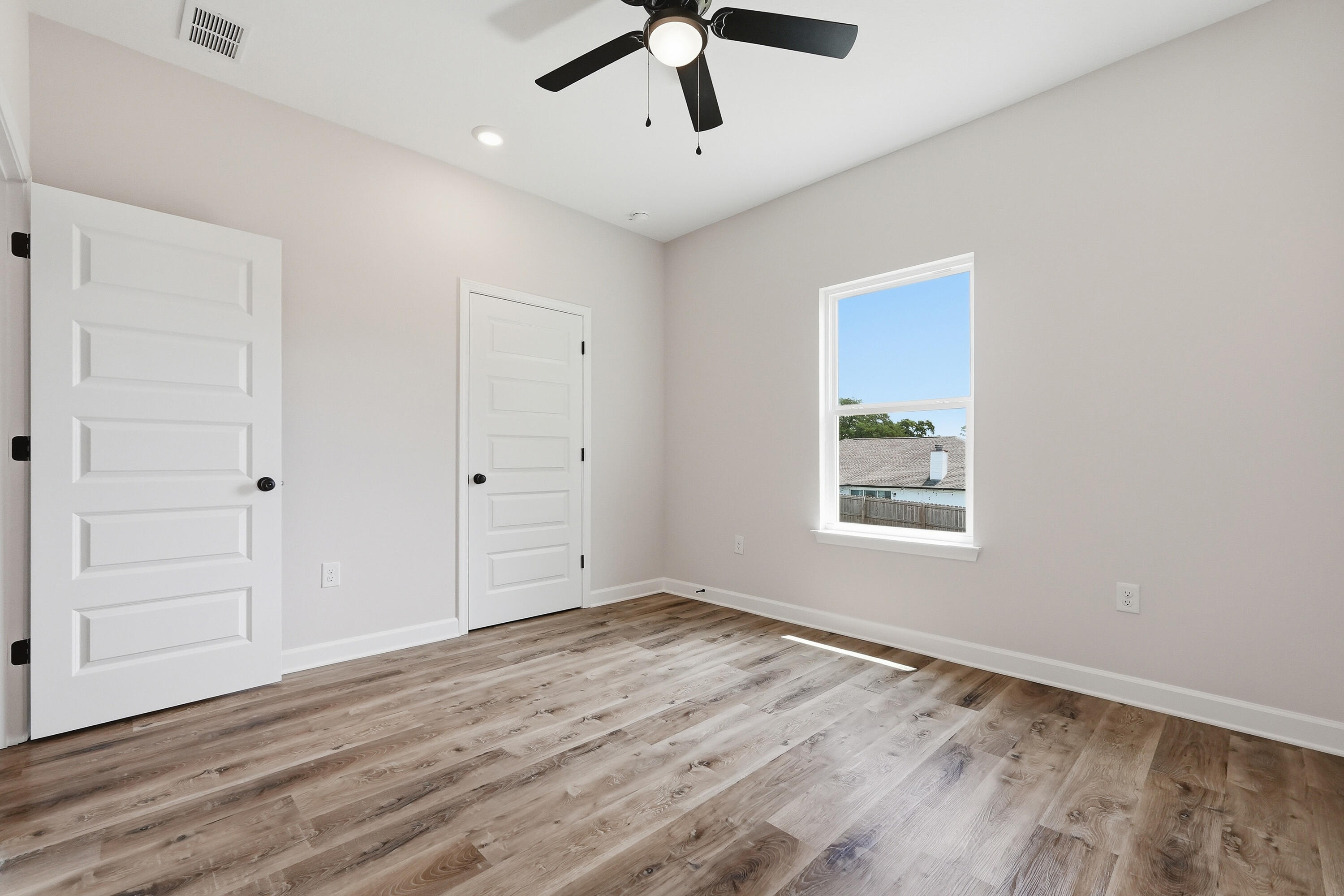 BARTON'S BEND - Residential