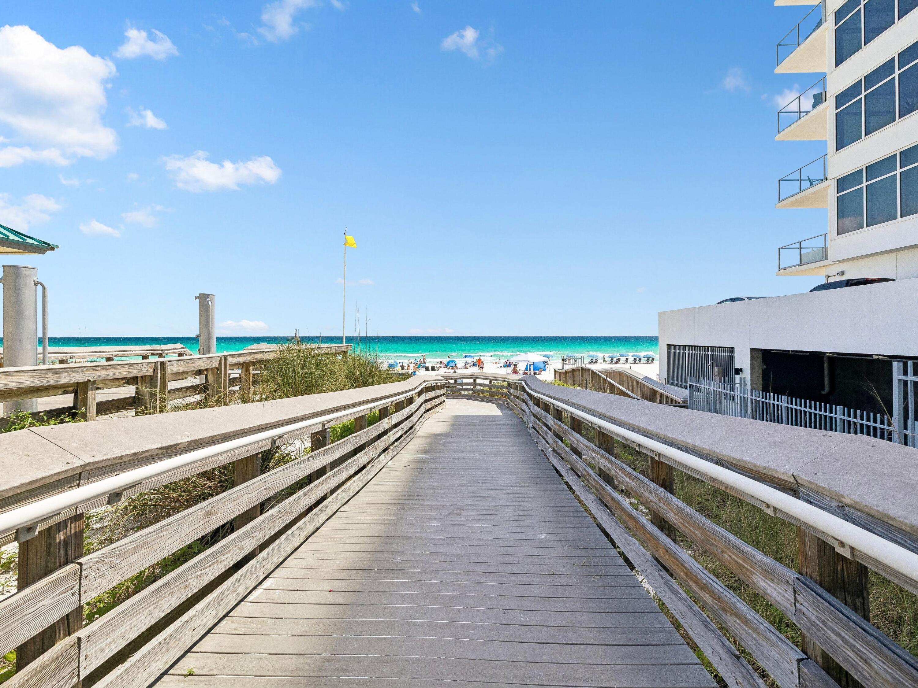 THE PALMS OF DESTIN - Residential