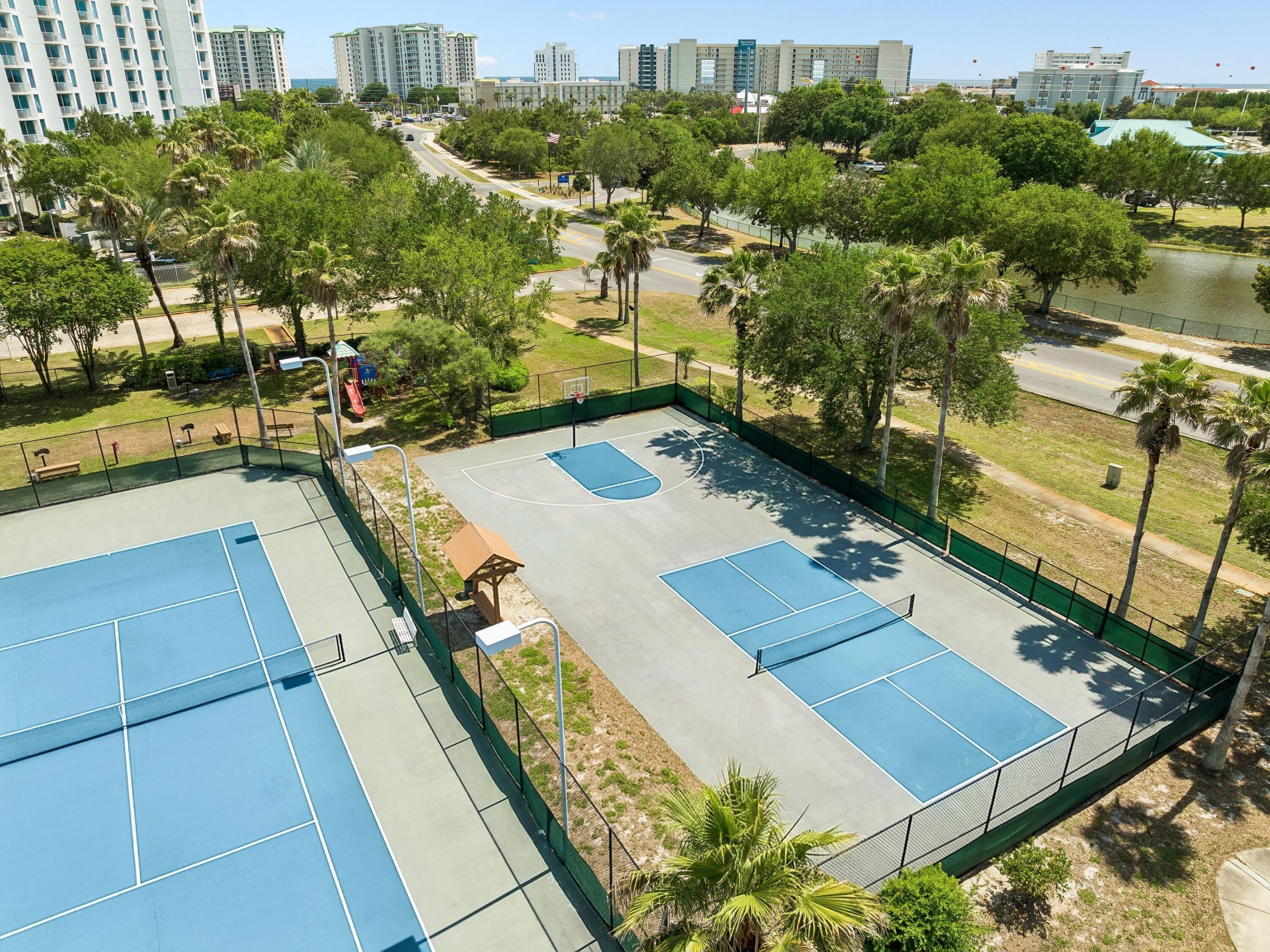 THE PALMS OF DESTIN - Residential