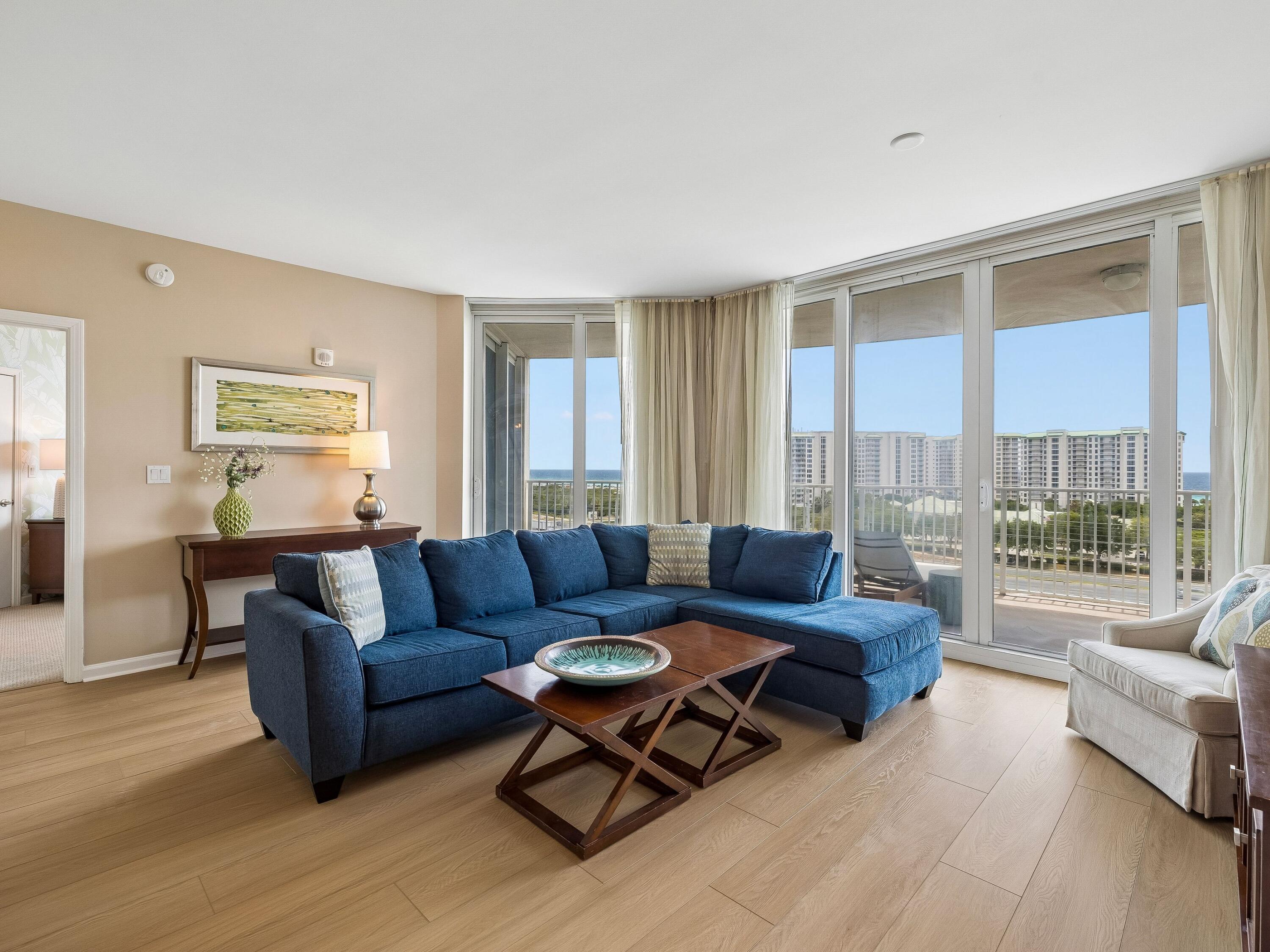 THE PALMS OF DESTIN - Residential