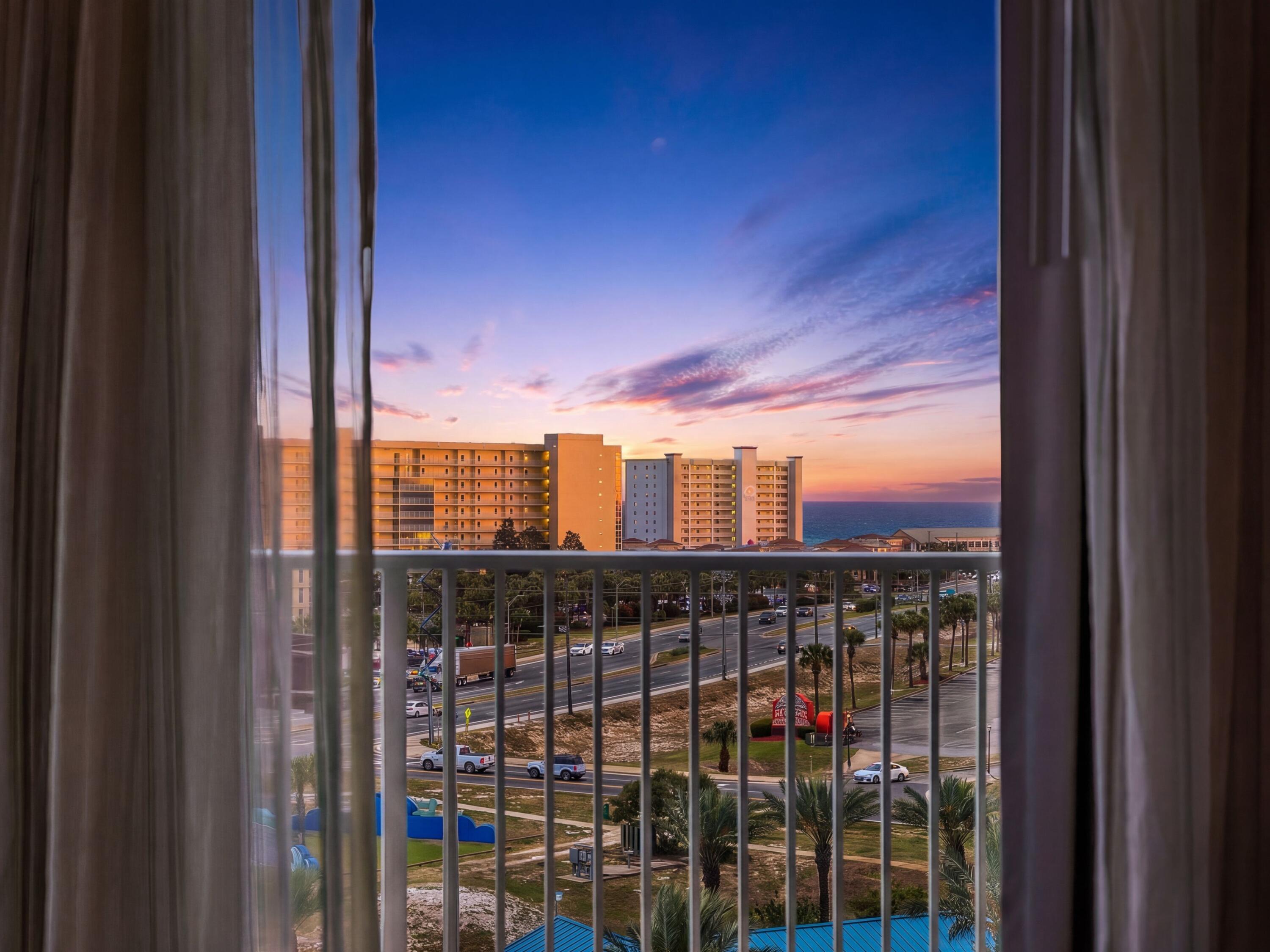 THE PALMS OF DESTIN - Residential