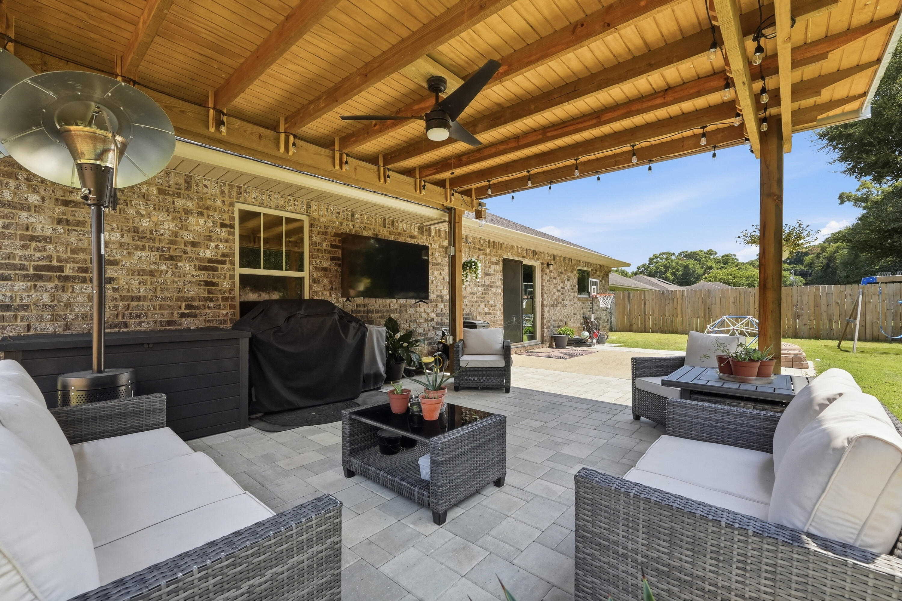 GLEN FOREST REPLAT - Residential